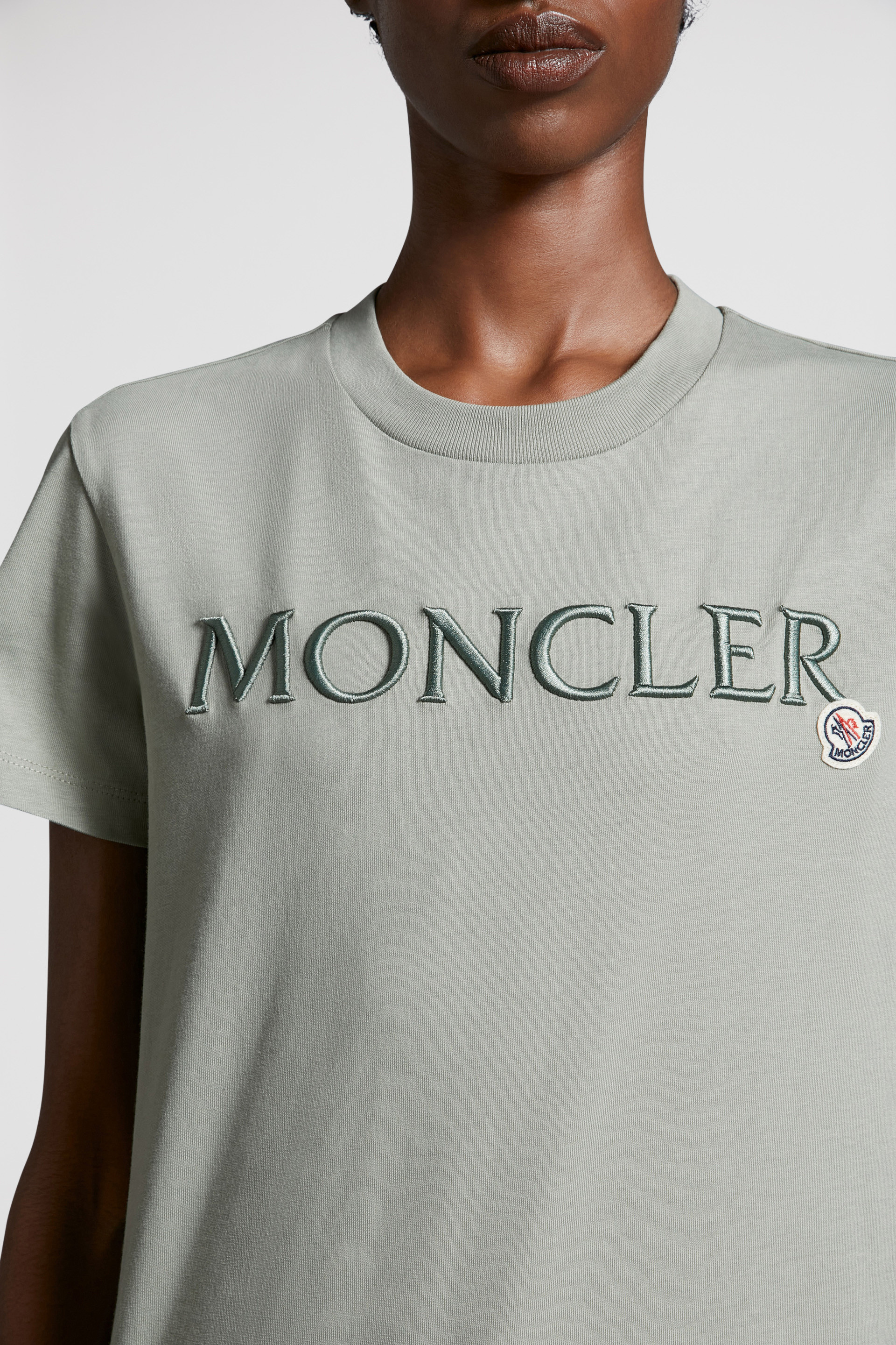 円高還元 moncler tシャツ トリコカラー モンクレール tシャツ 美品 夏 