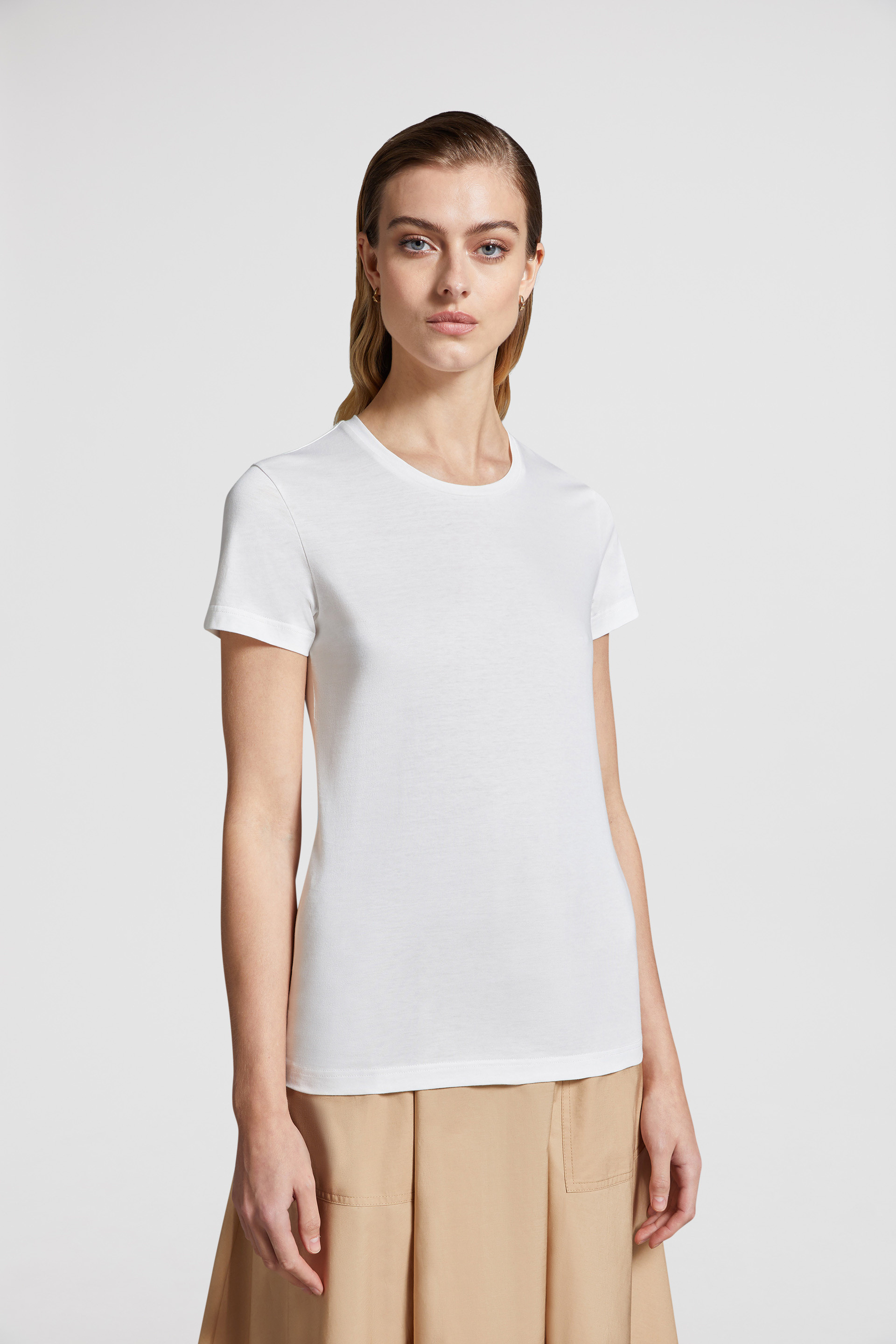 カラーホワイトモンクレール　クルーネック　半袖　Tシャツ　白　未使用　aq9131