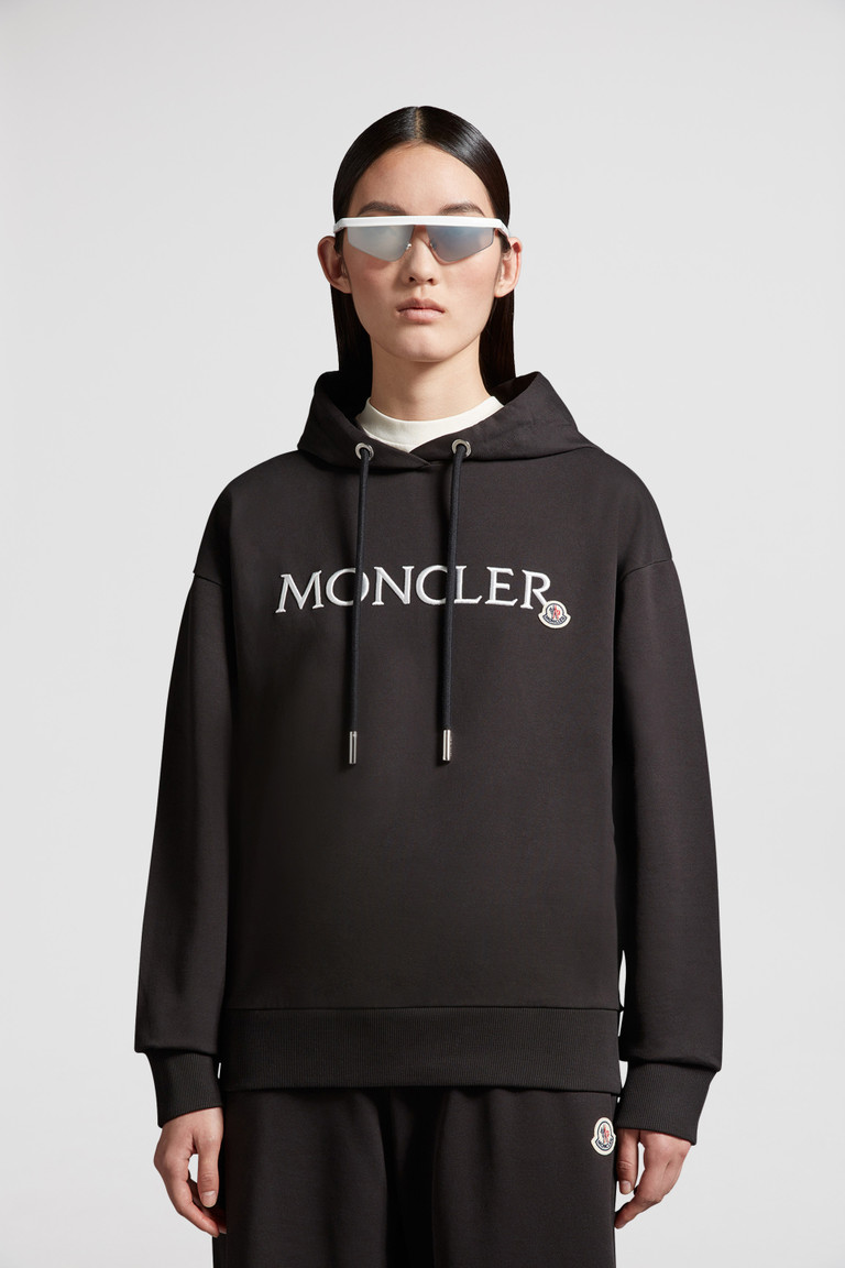 Moncler Vestina con logo e applicazioni 8I72410