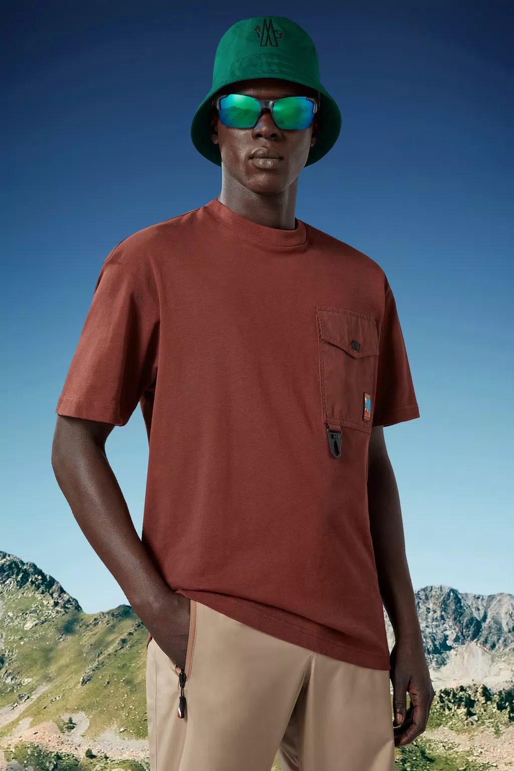 T-Shirt With Pocket Men Red Moncler 1