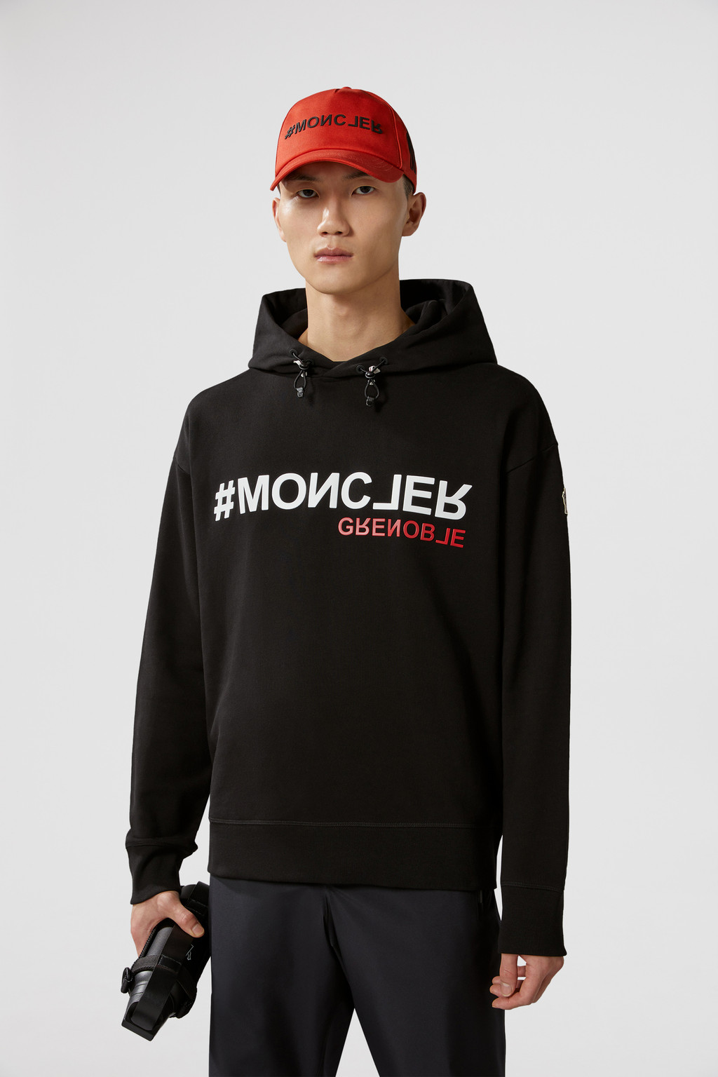 Sweat Homme Moncrief Col Rond Noir - 100% Coton - Taille XL - Logo Poitrine - Occasion