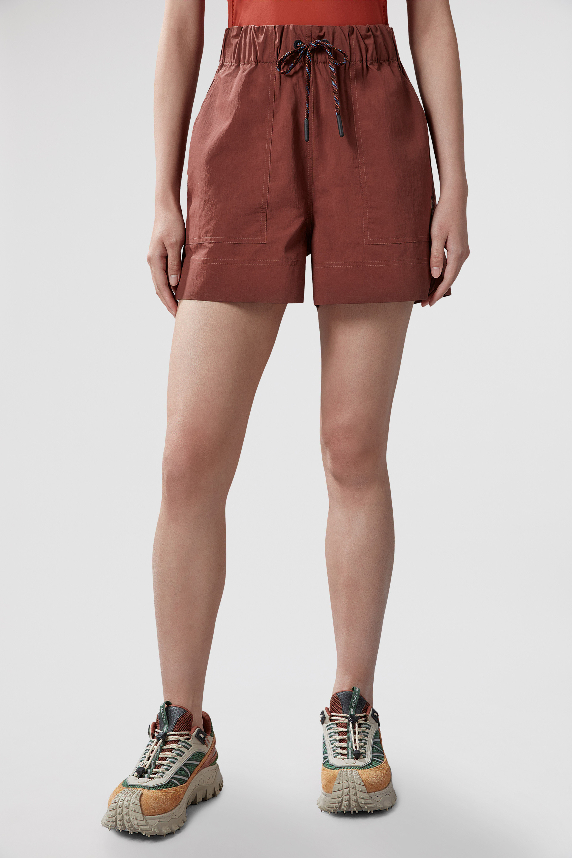 Moncler hotsell shorts red