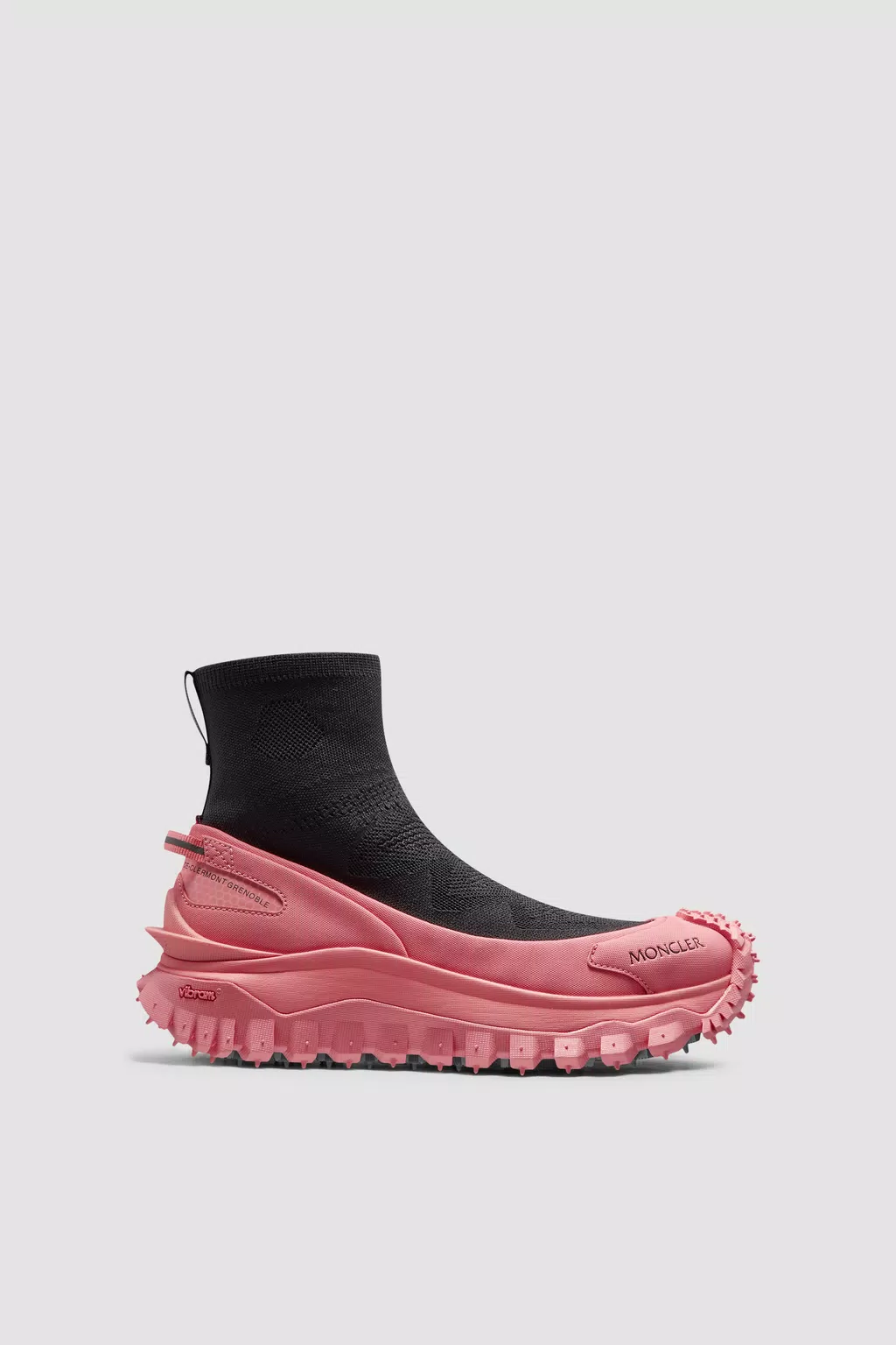 Высокие трикотажные кроссовки Trailgrip Для женщин Черный & розовый Moncler 1