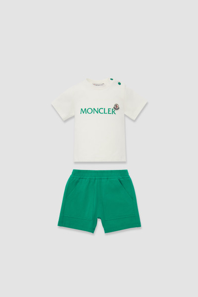 Moncler shorts discount and t shirt