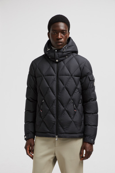 Black Averole Short Down Jacket - Short Down Jackets for Men | Moncler US