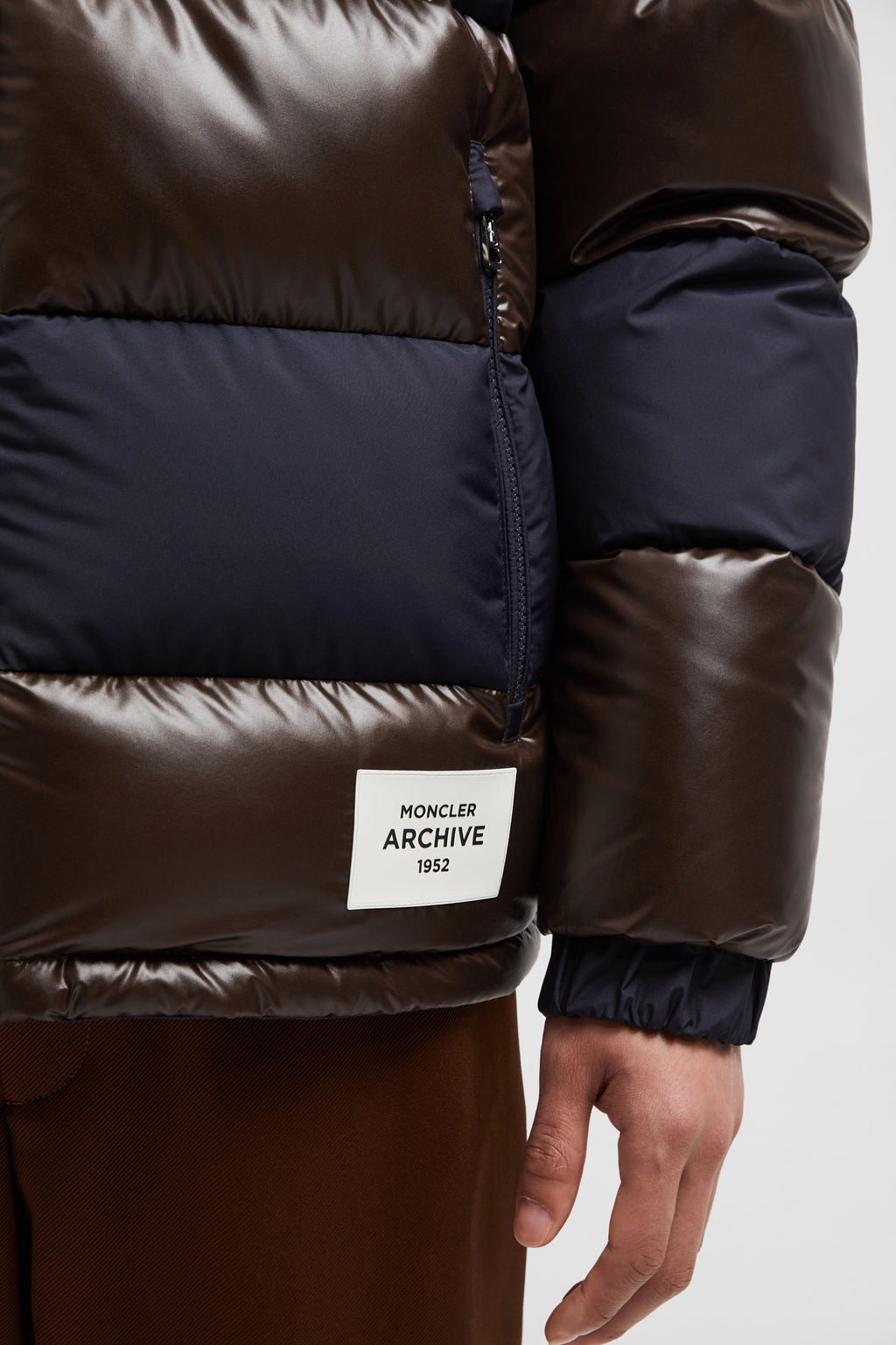 Piumino reversibile Peclet Blu & Marrone Piumini Corti Uomo Moncler IT