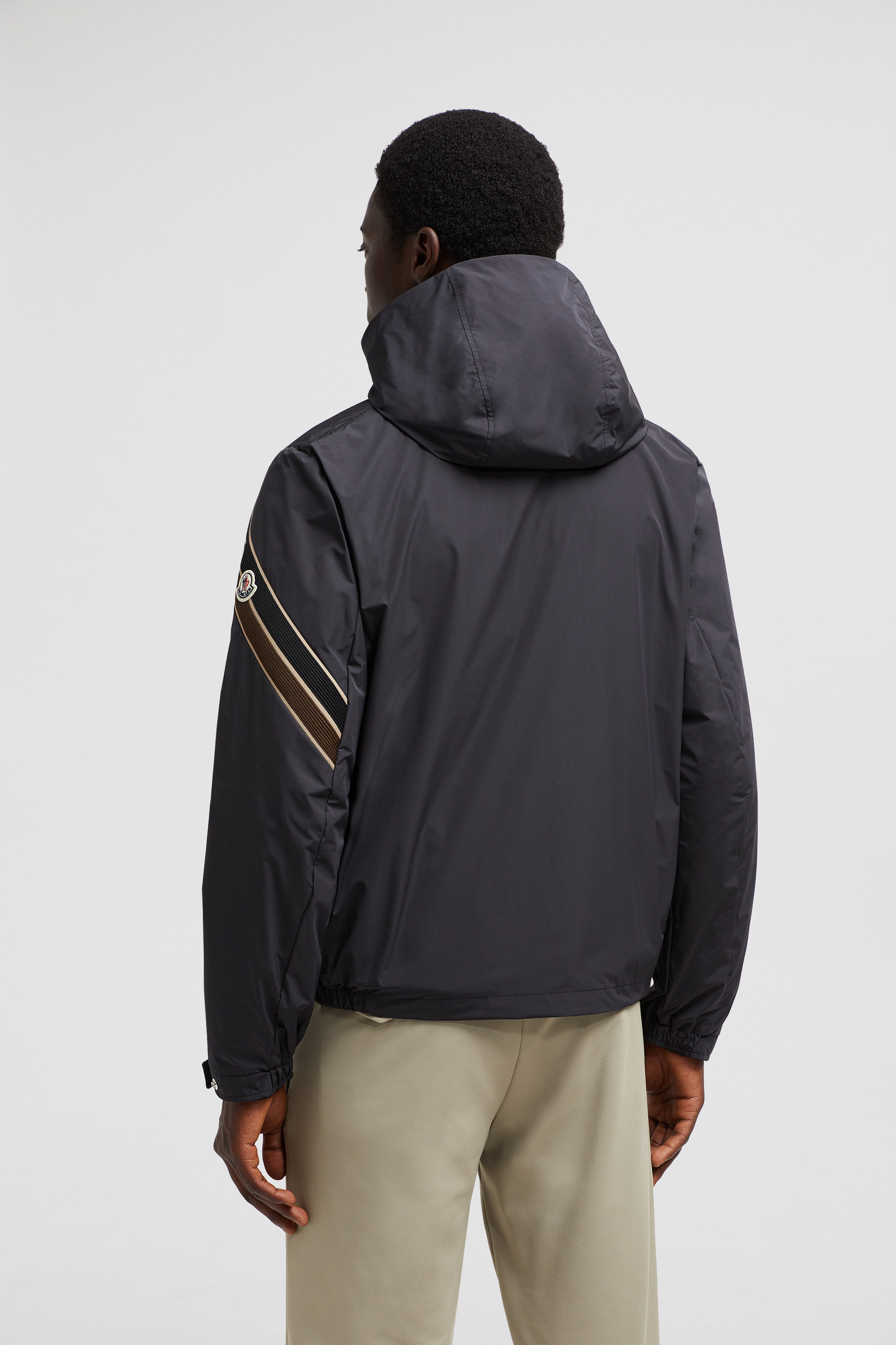 Windbreakers, Raincoats & Rain Jackets for Men | Moncler US