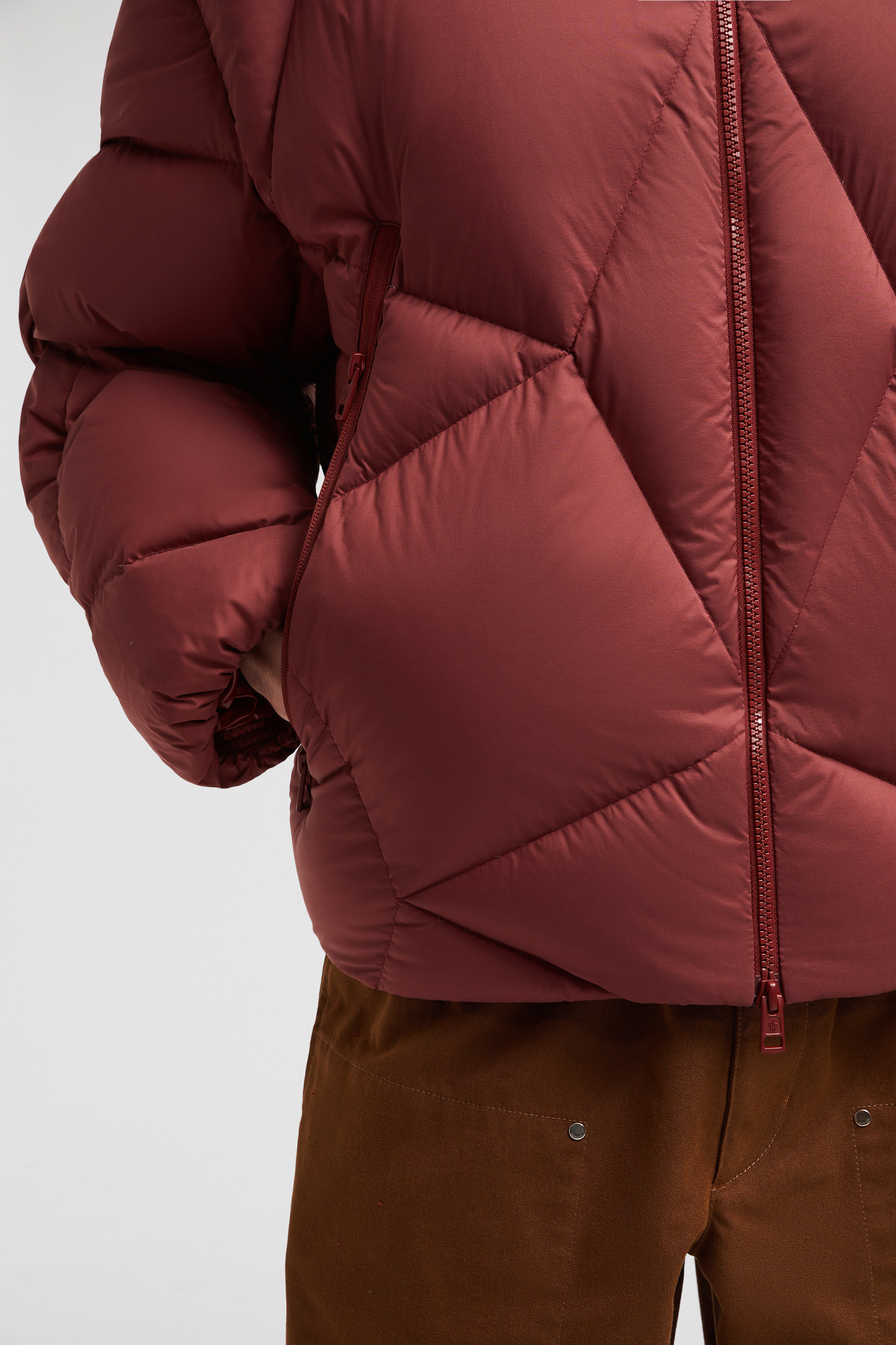 Red Brown Vardar Graphic-Quilted Short Down Jacket - Short