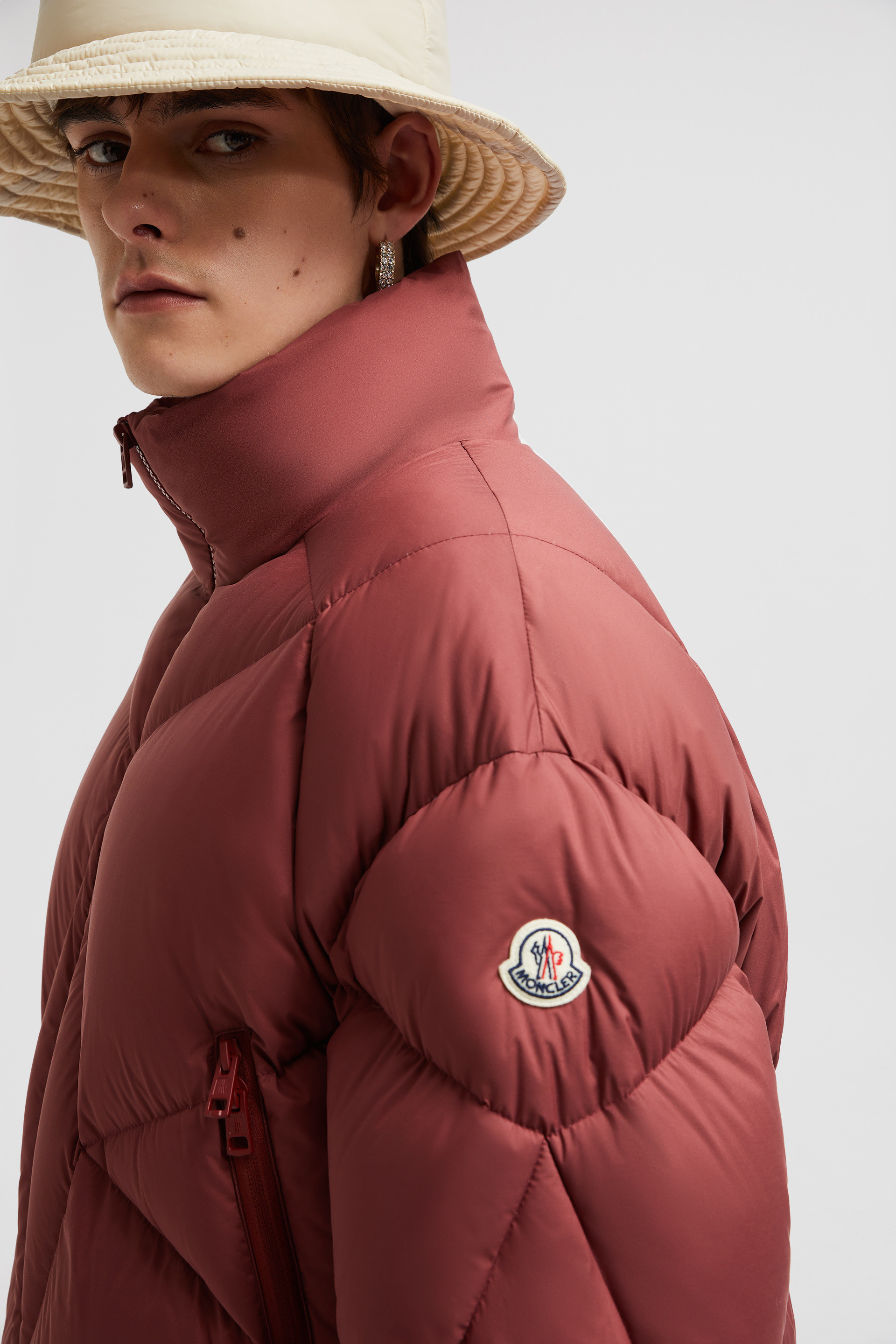 Vardar Graphic-Quilted Short Down Jacket ★関税込 Red Brown Vardar Graphic-Quilted Short Down Jacket - Short