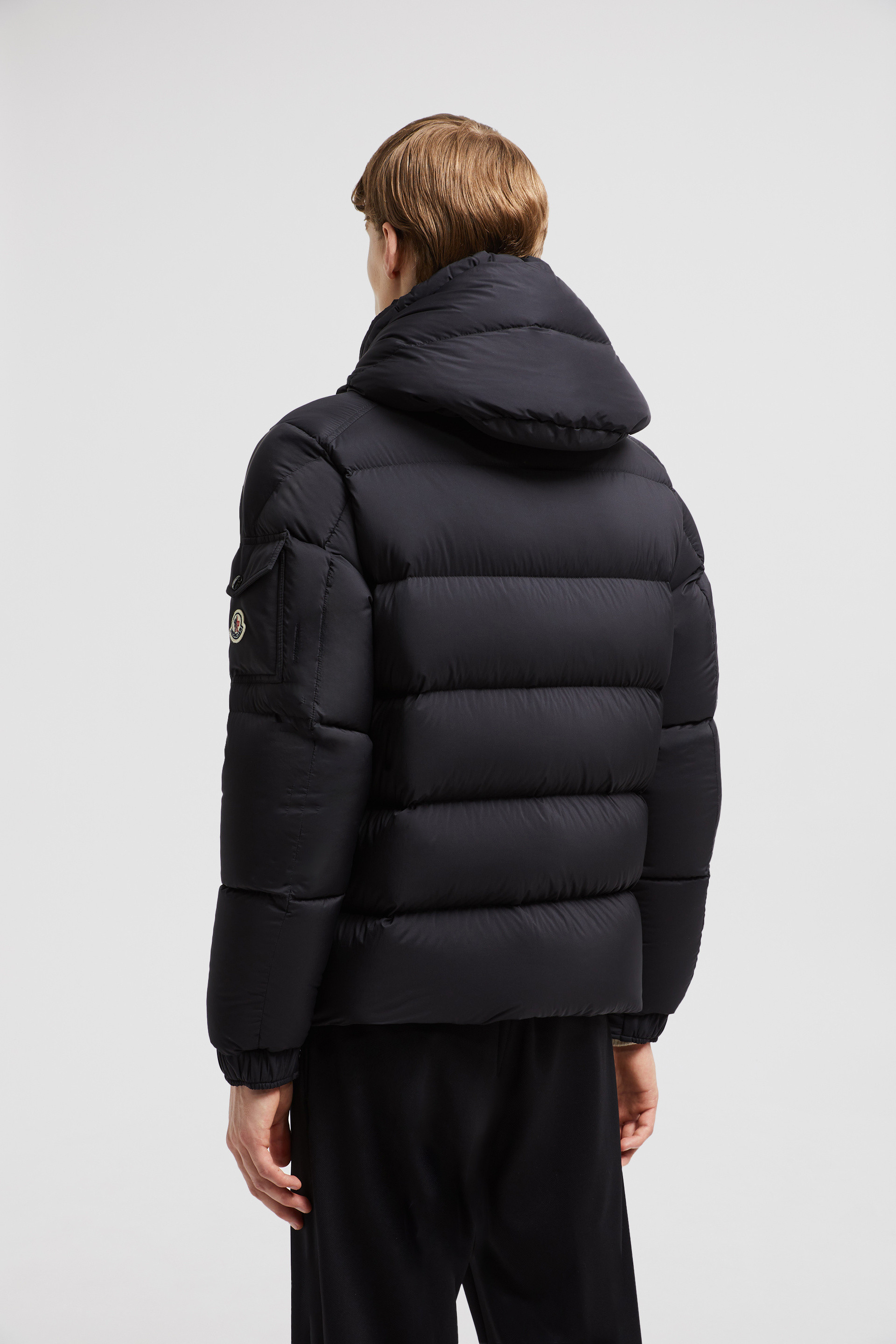 Short Down Jackets for Men Outerwear Moncler HK