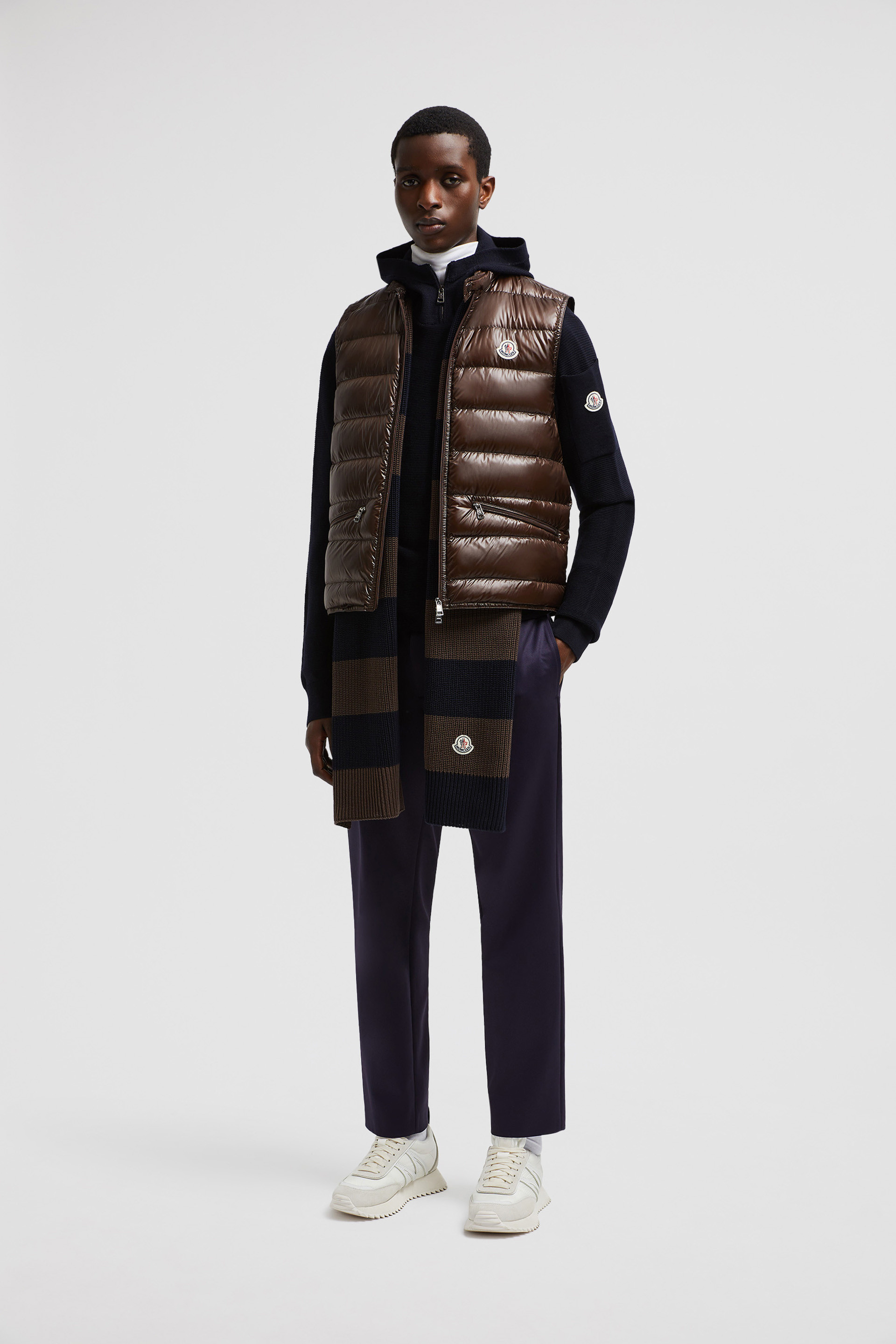 Brown Gui Packable Down Gilet Vests for Men Moncler IE