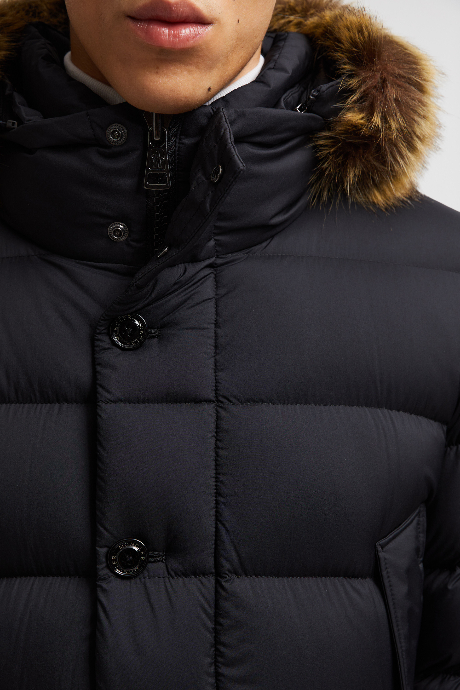 Black Clunye Hooded Mid-Length Down Jacket - Short Down Jackets for Men |  Moncler US