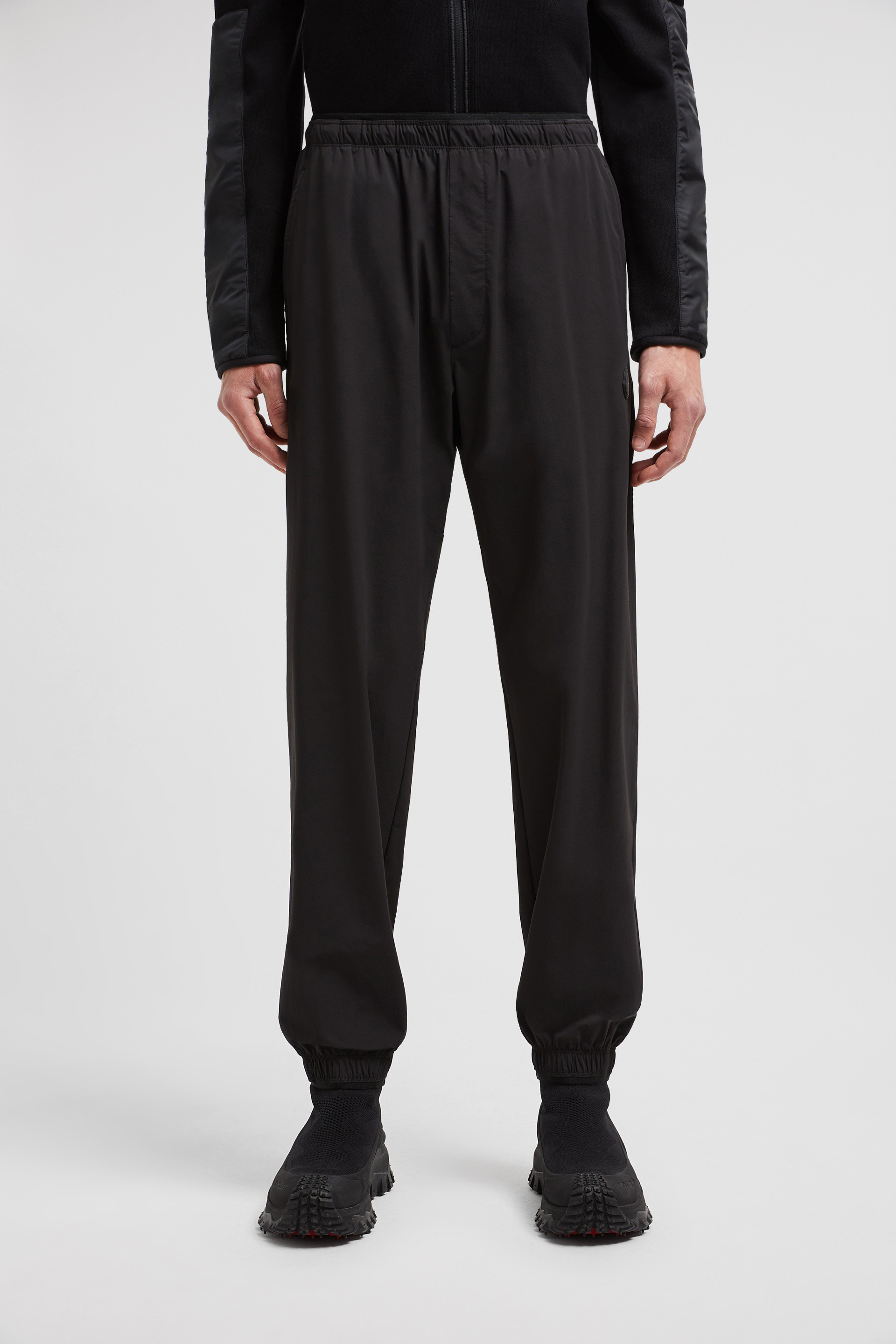Black Jogging Trousers - Trousers & Shorts for Men | Moncler CY