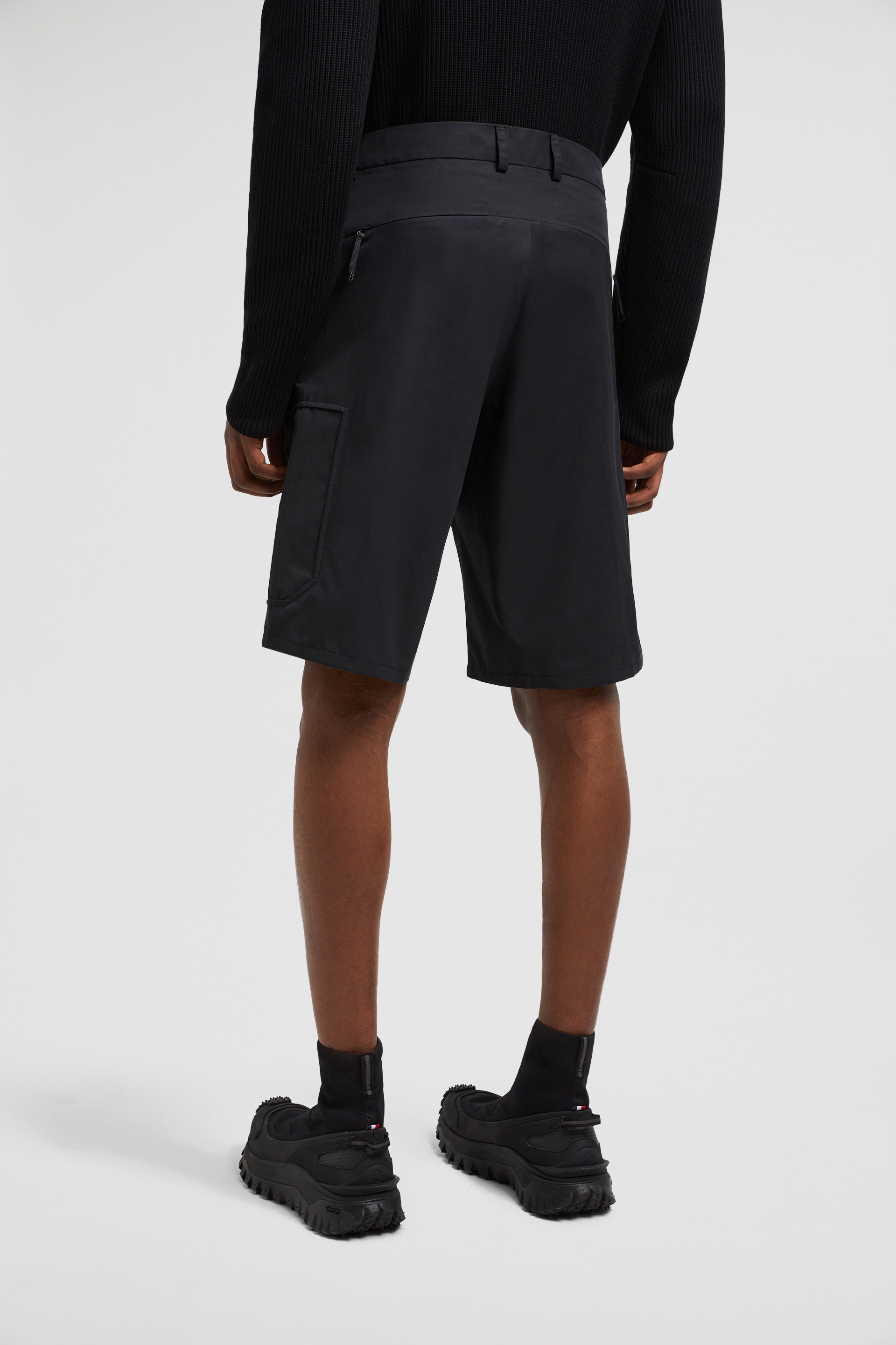 Moncler jogger shorts best sale