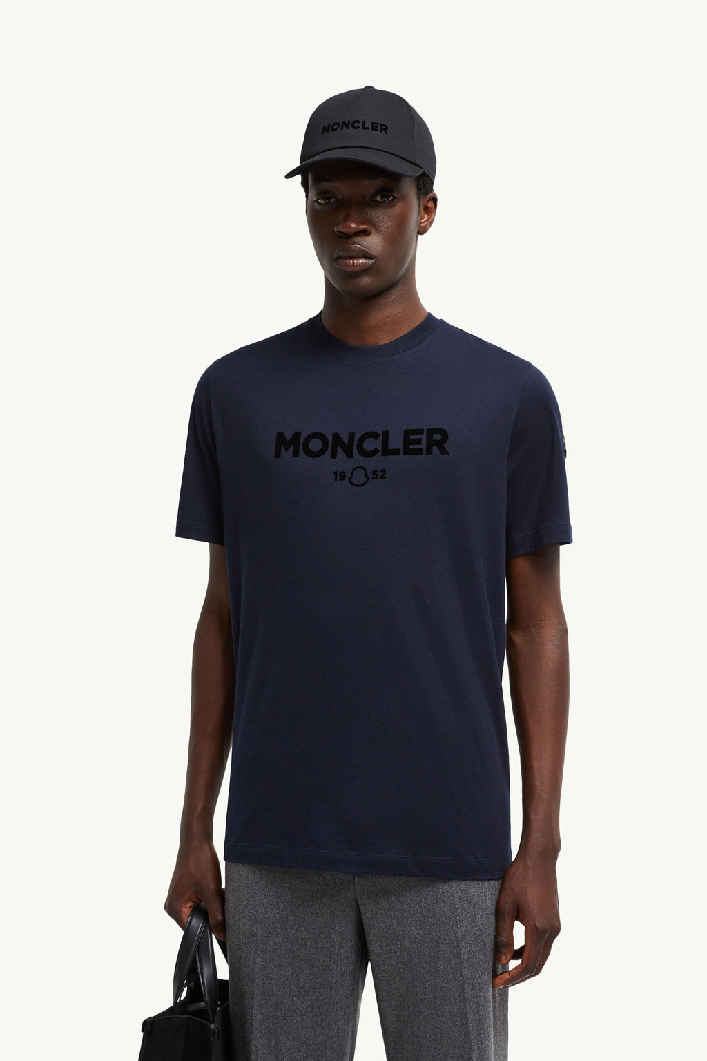 Мужские поло и футболки - Одежда | Moncler RU