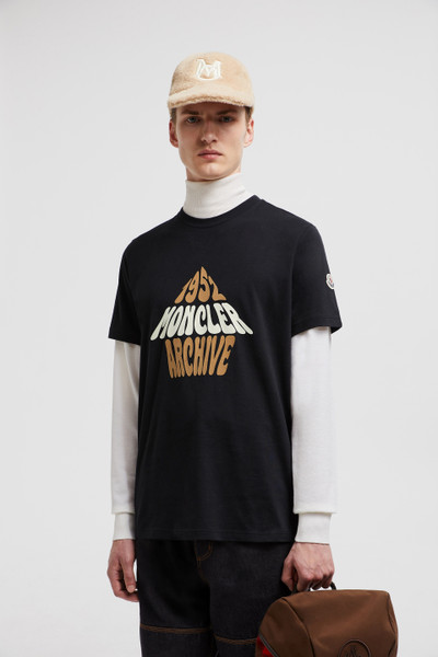 Moncler black logo t shirt online