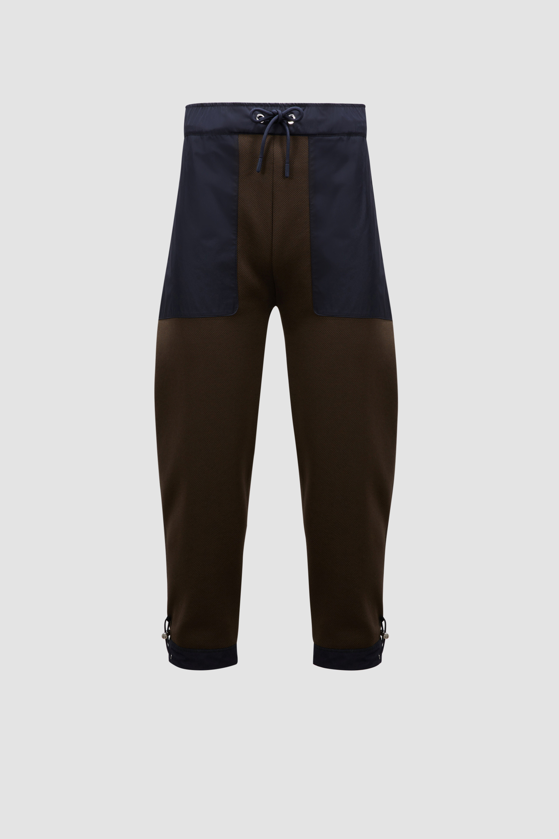 Pants for Men - Sweatpants, Jogger Pants & Shorts | Moncler US