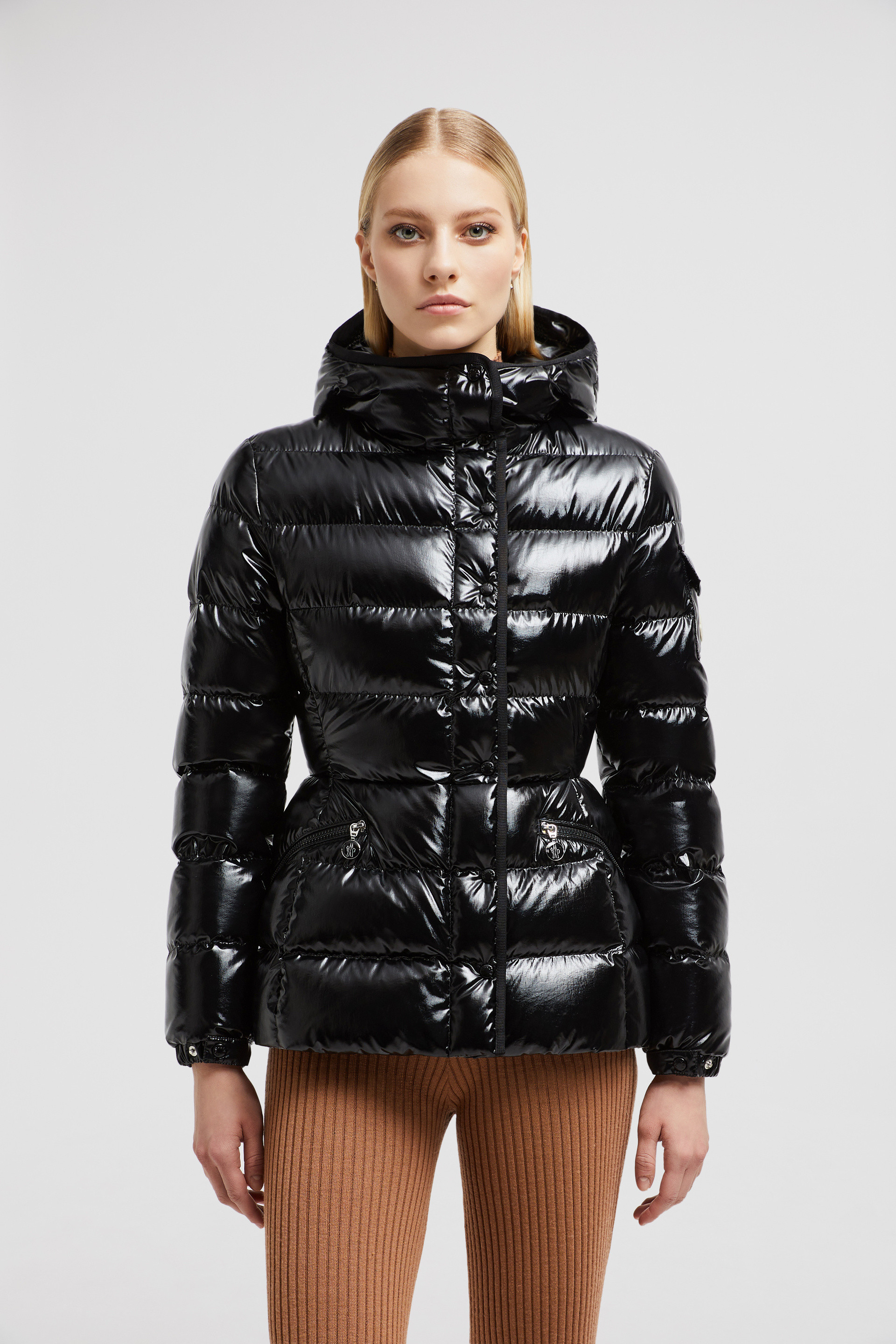 Black Barante Hooded Short Down Jacket Short Down Jackets for Women Moncler SG