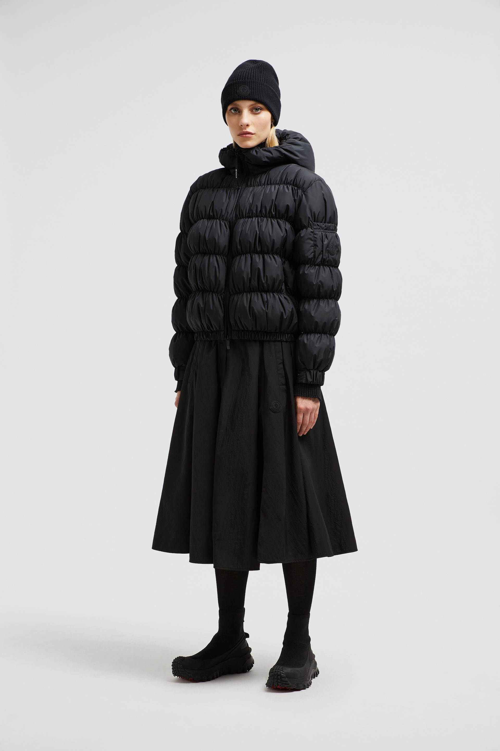 Black Medonte Short Down Jacket - Short Down Jackets for Women | Moncler CA