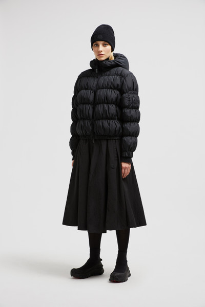 Black Medonte Short Down Jacket - Short Down Jackets for Women | Moncler BG