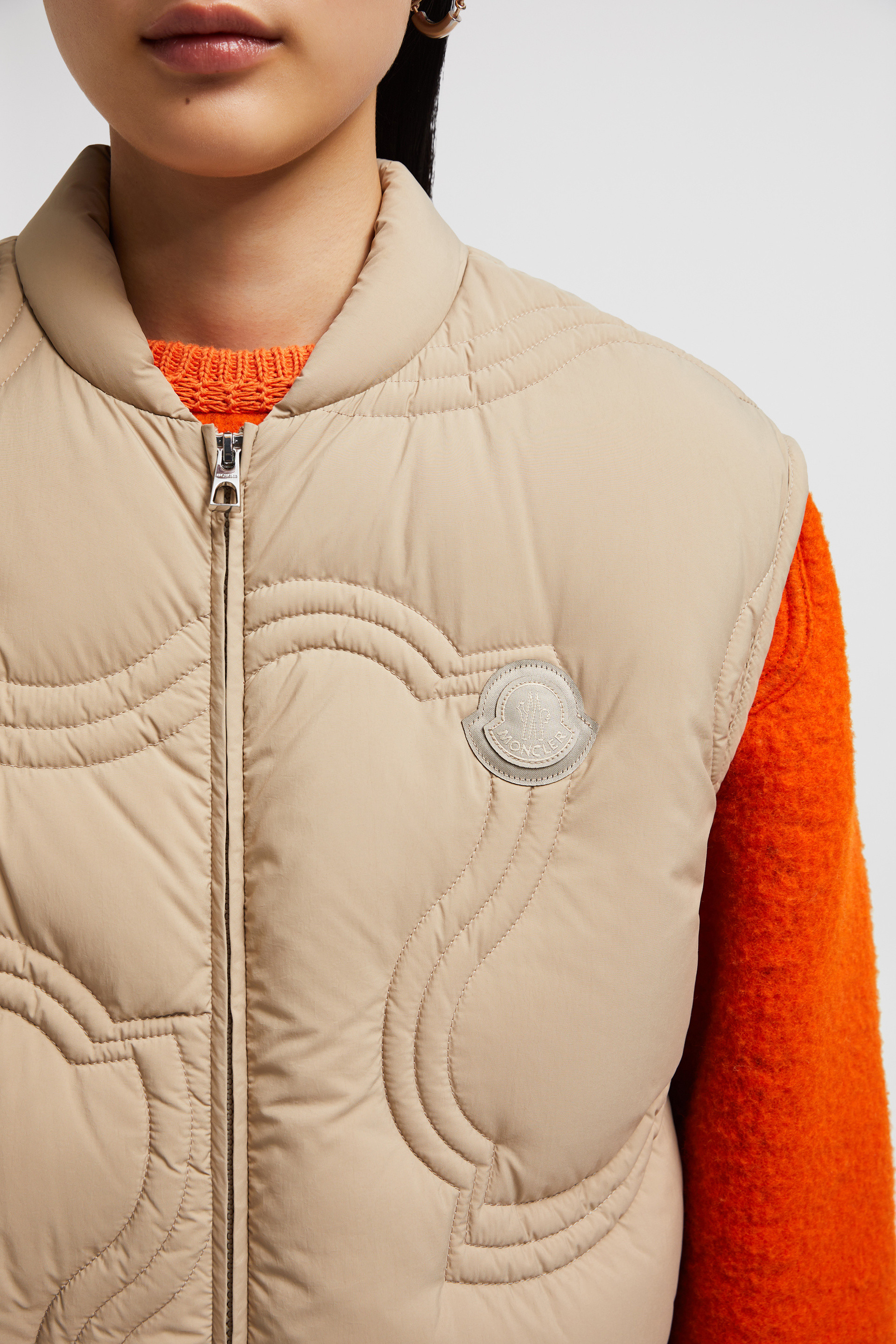 Moncler Druzy Logo-Quilted Down Gilet 関税込 Beige Druzy Logo-Quilted Down Gilet - Vests for Women
