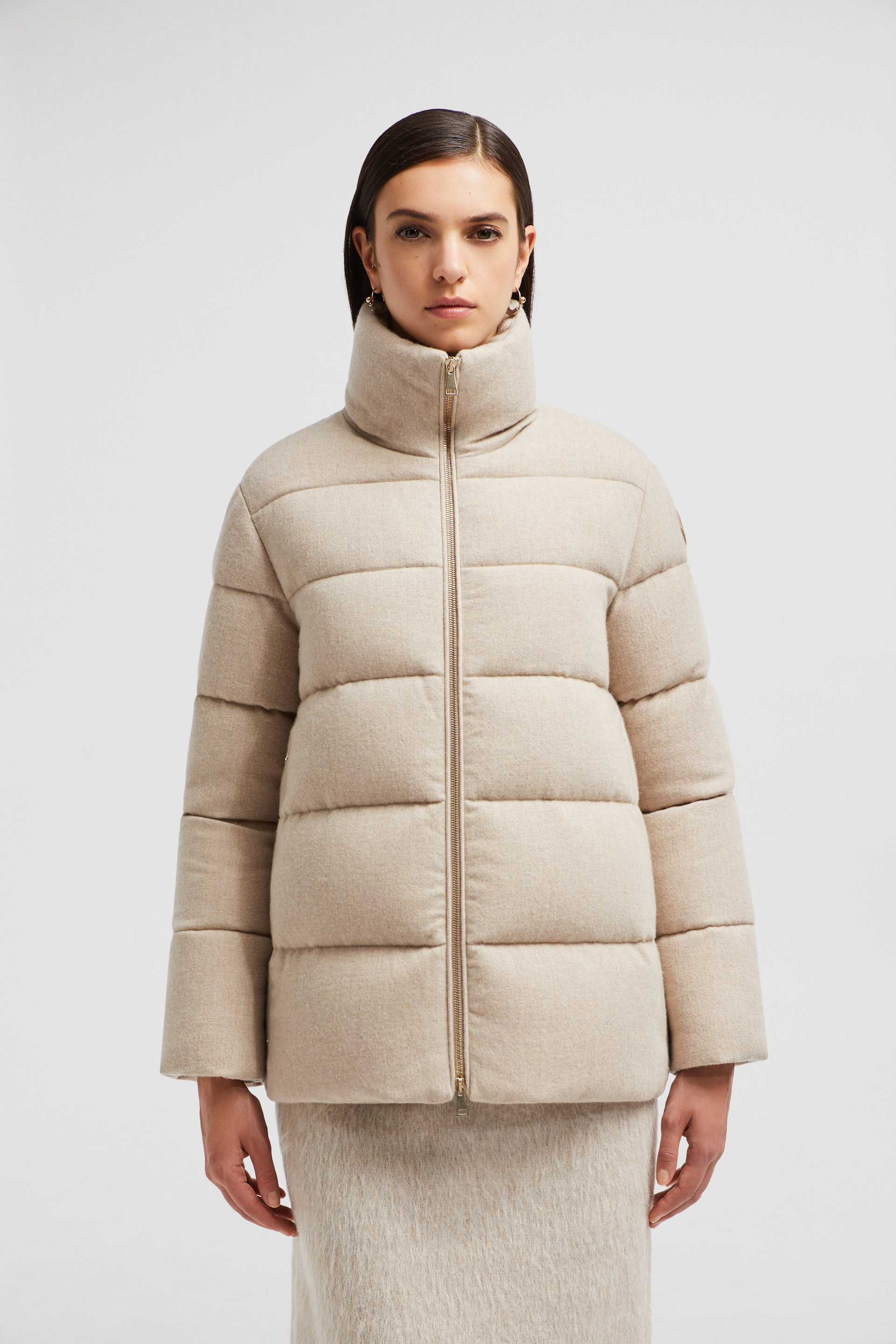 MONCLER | Bonaguil Wool & Cashmere Down Jacket 関税込 Beige Bonaguil Wool & Cashmere Short Down Jacket - Short