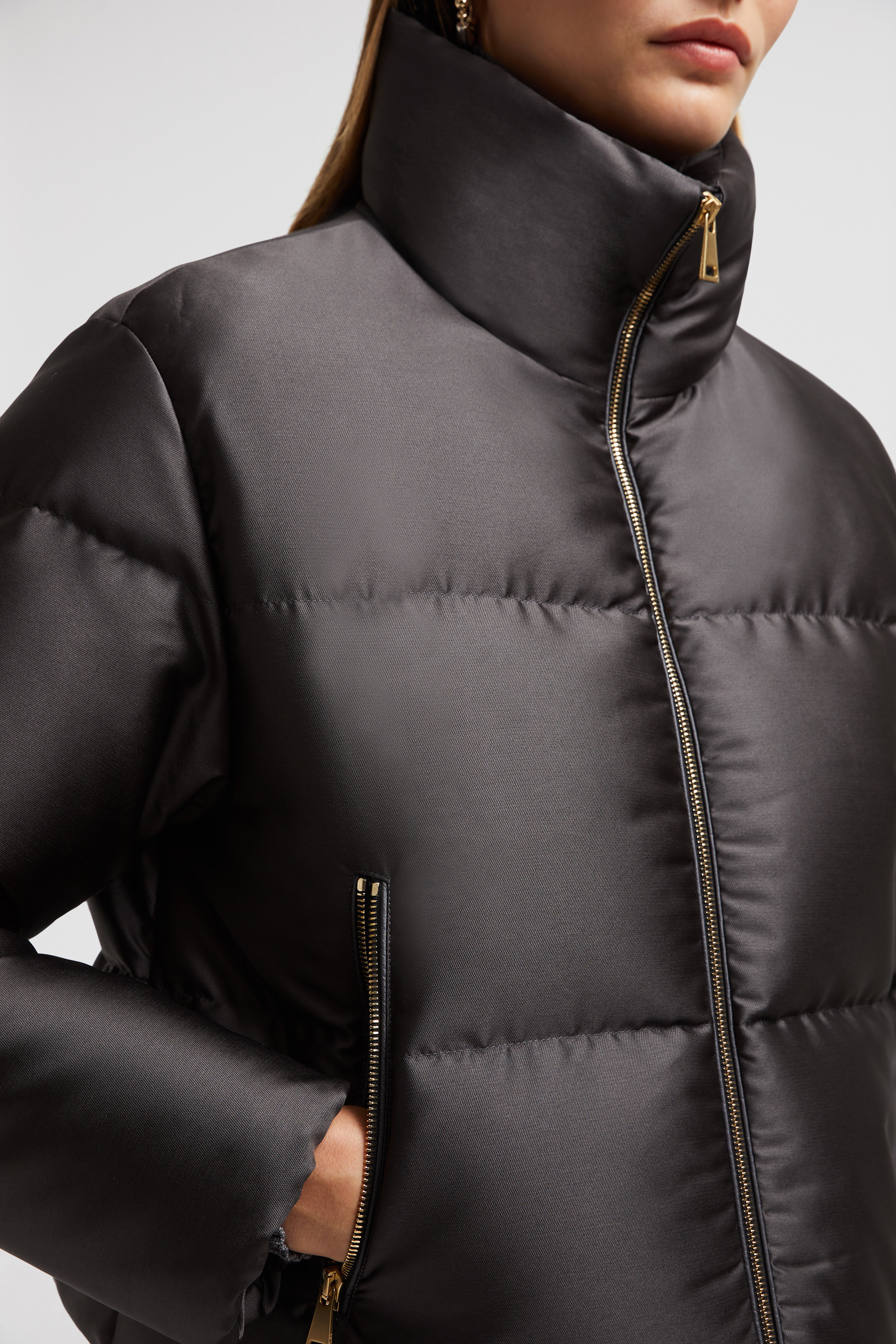 Bonnelles Short Down Jacket Size : 00