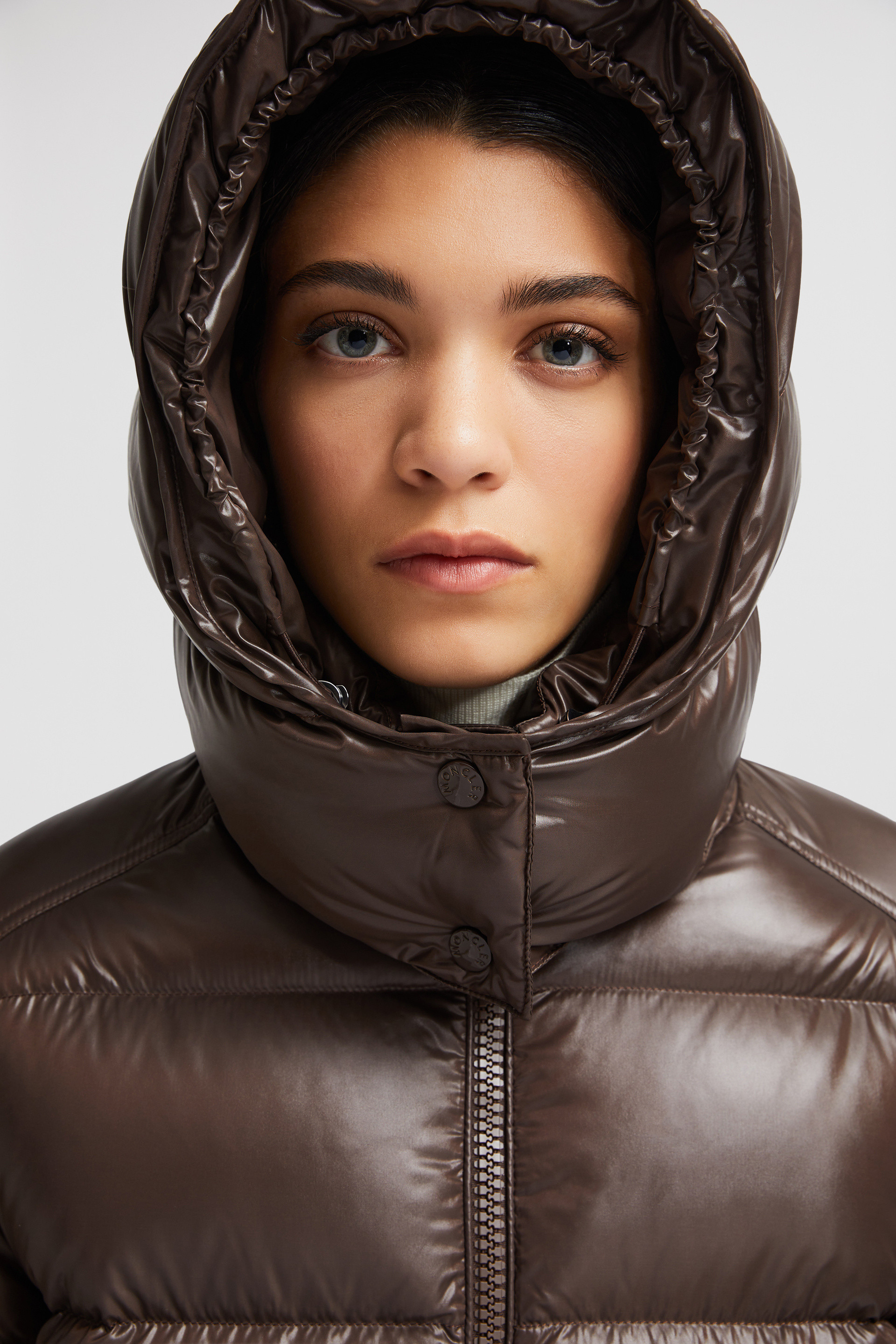 Piumino corto Maire con cappuccio Marrone Piumini Corti Donna Moncler IT