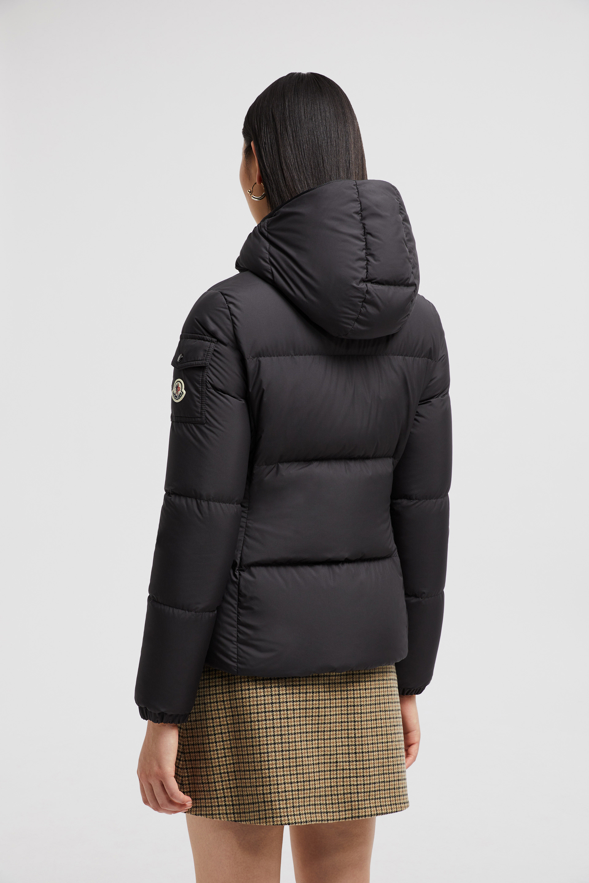 Moncler short puffer jacket women's online