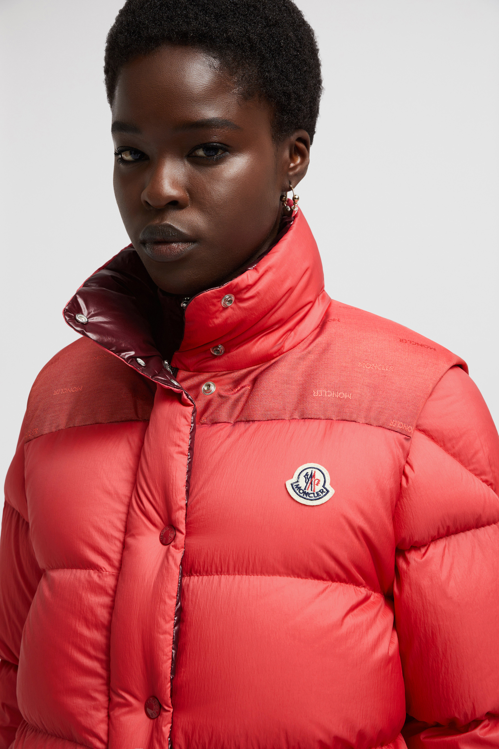 Coral Red Moncler Verone Reversible Short Down Jacket Short Down Jackets for Women Moncler CH