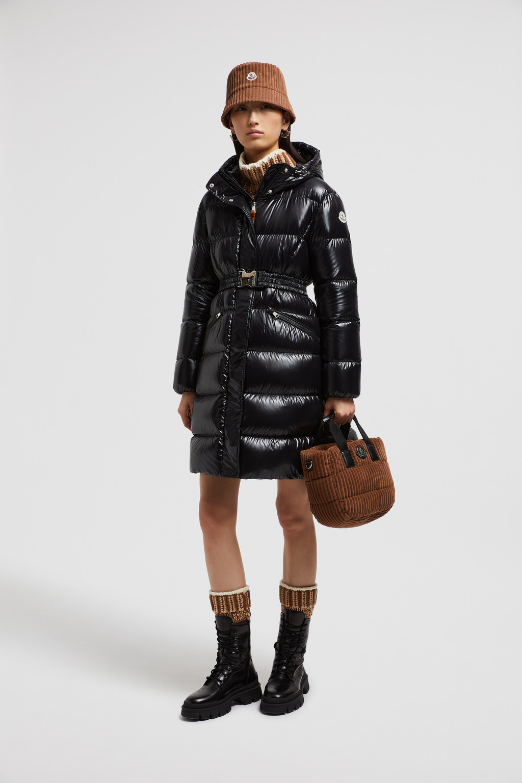 piumino lungo bellevue con cappuccio donna nero moncler
