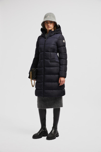 Moncler long puffer hotsell