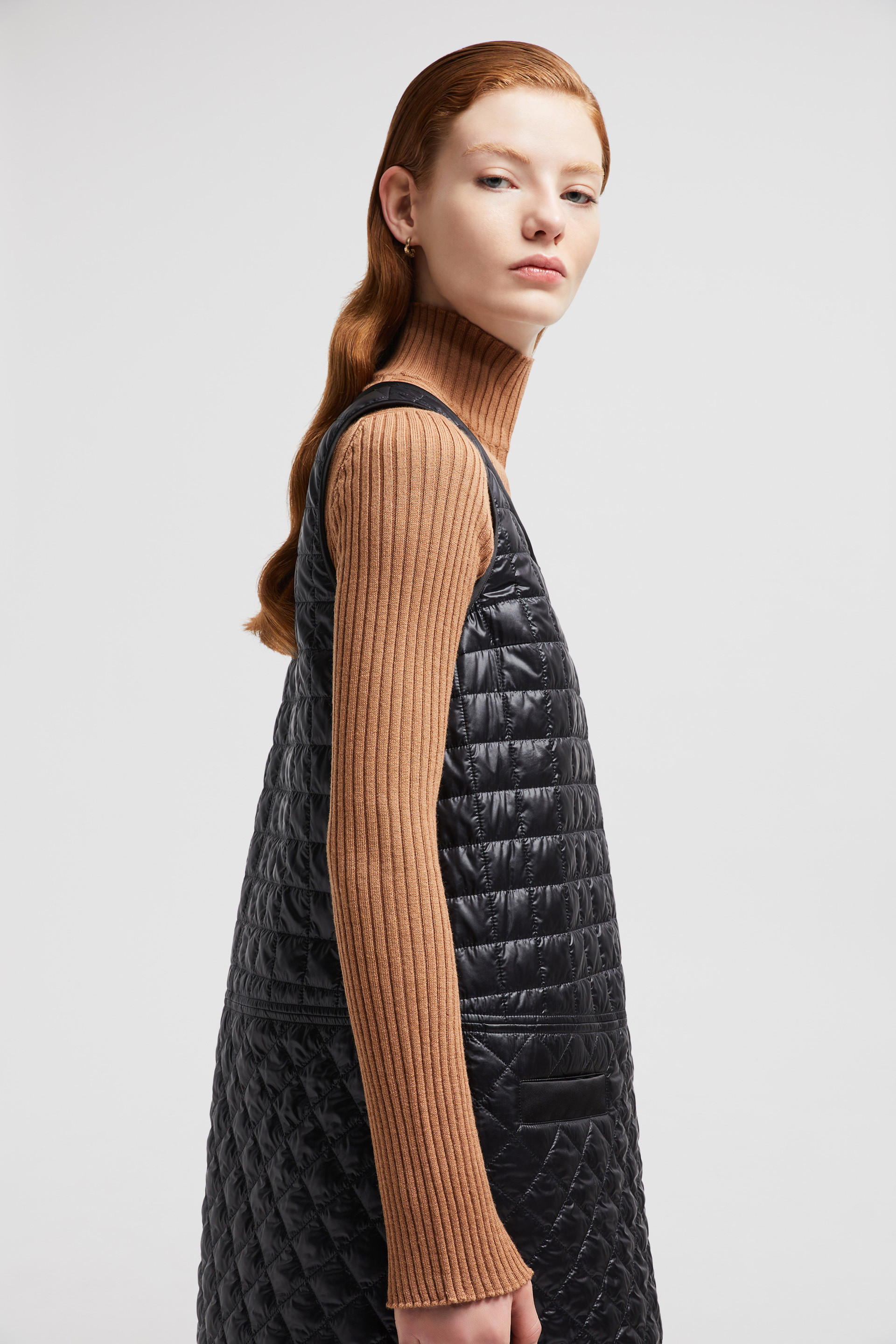 MONCLER｜DRESSES (2G00010 8909E 001) Beige belted midi dress Moncler - women - MONCLER
