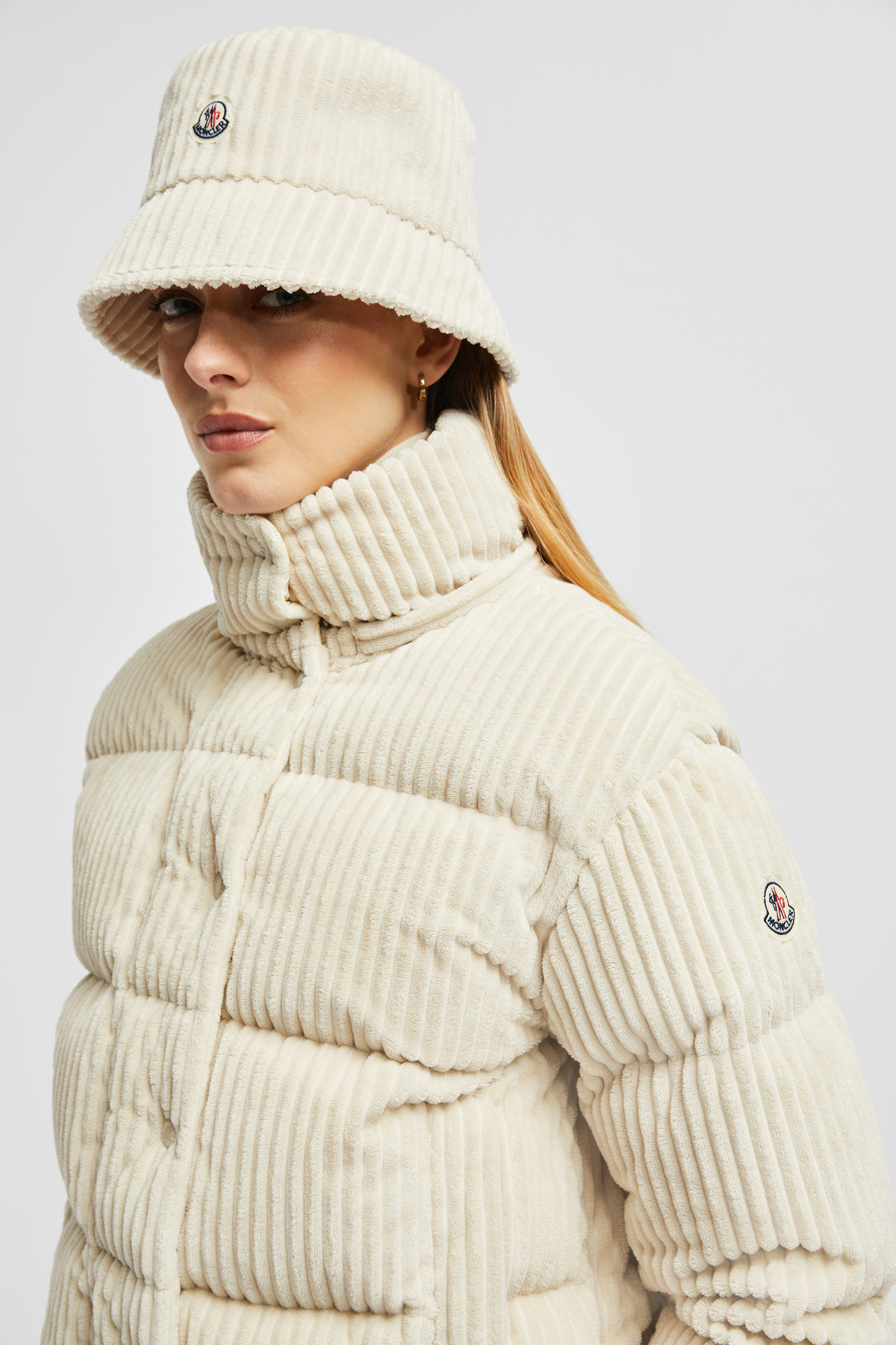 関税込 Moncler CORDUROY BUCKET HAT J20933B0006589AOK26I Brown Corduroy Bucket Hat - Hats & Beanies for Women