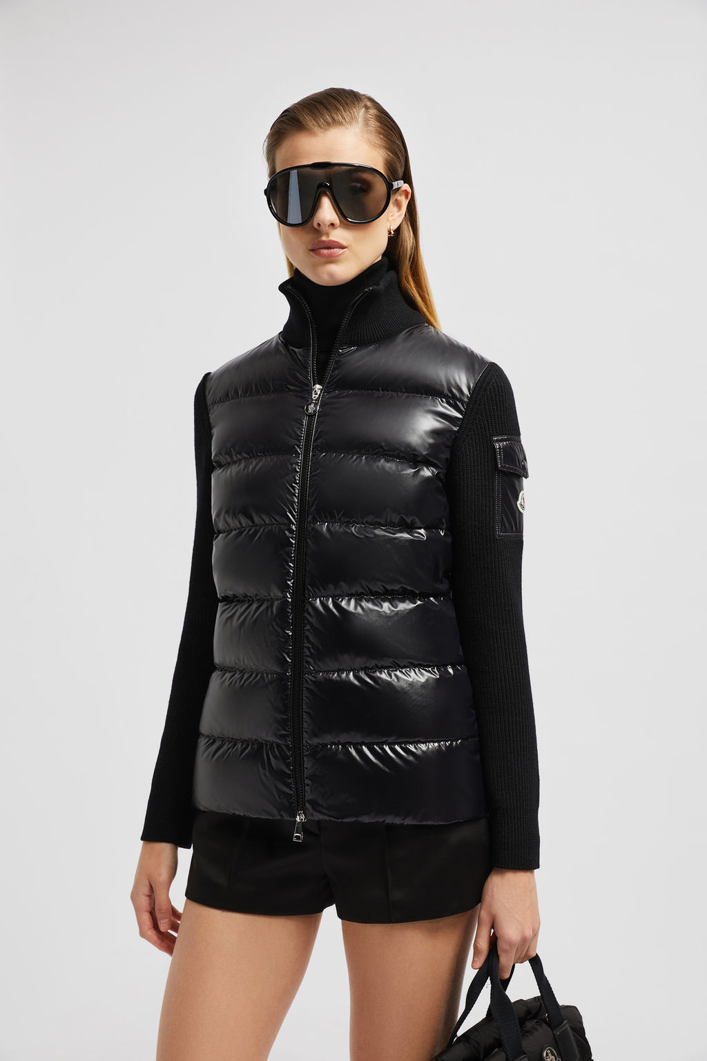 Moncler Maglia In Lana K29519C00007 Con Orsetto Ricamato