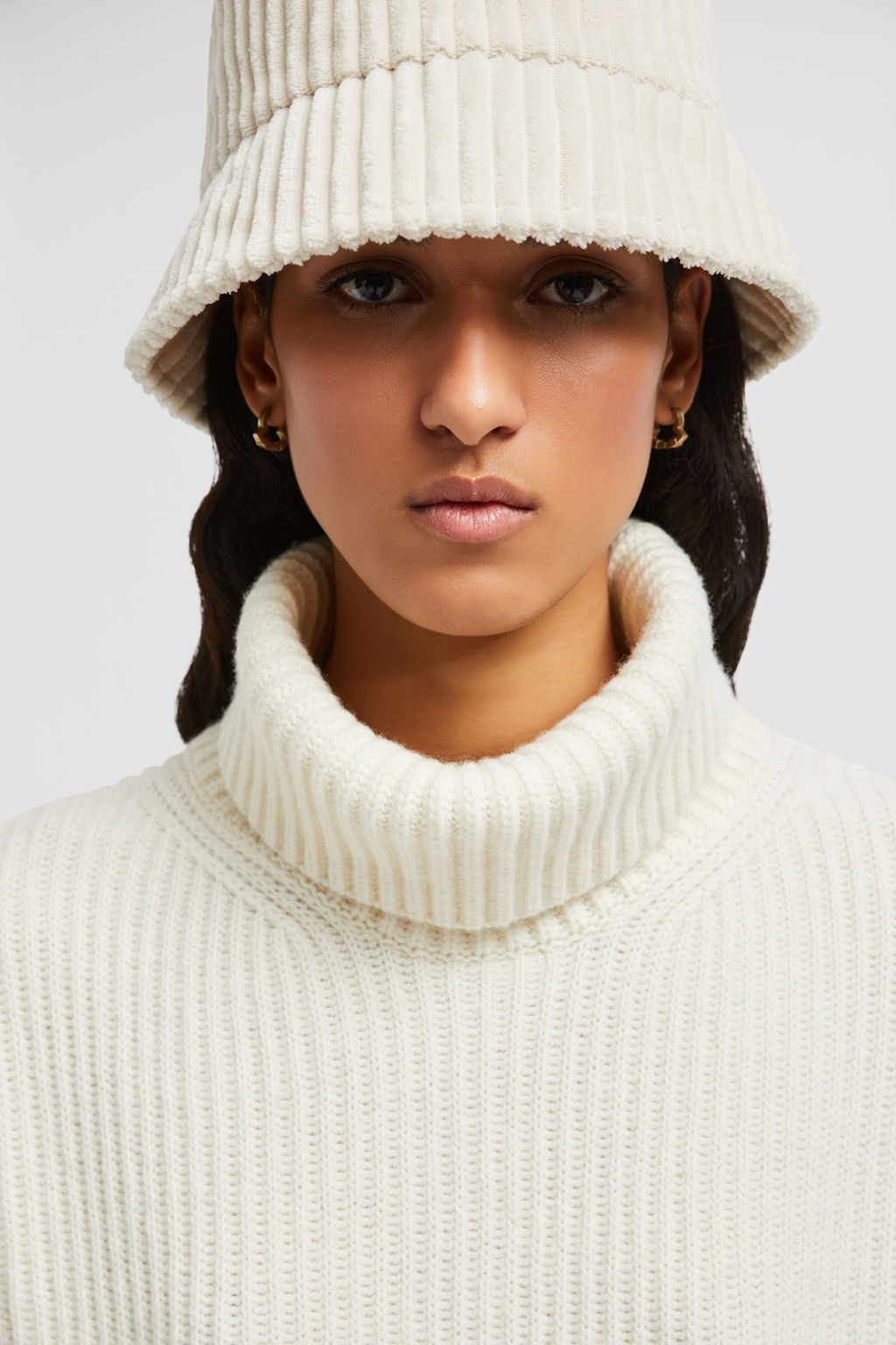 Maglione Dolcevita In Lana Bianco Latte Maglioni Cardigan Donna