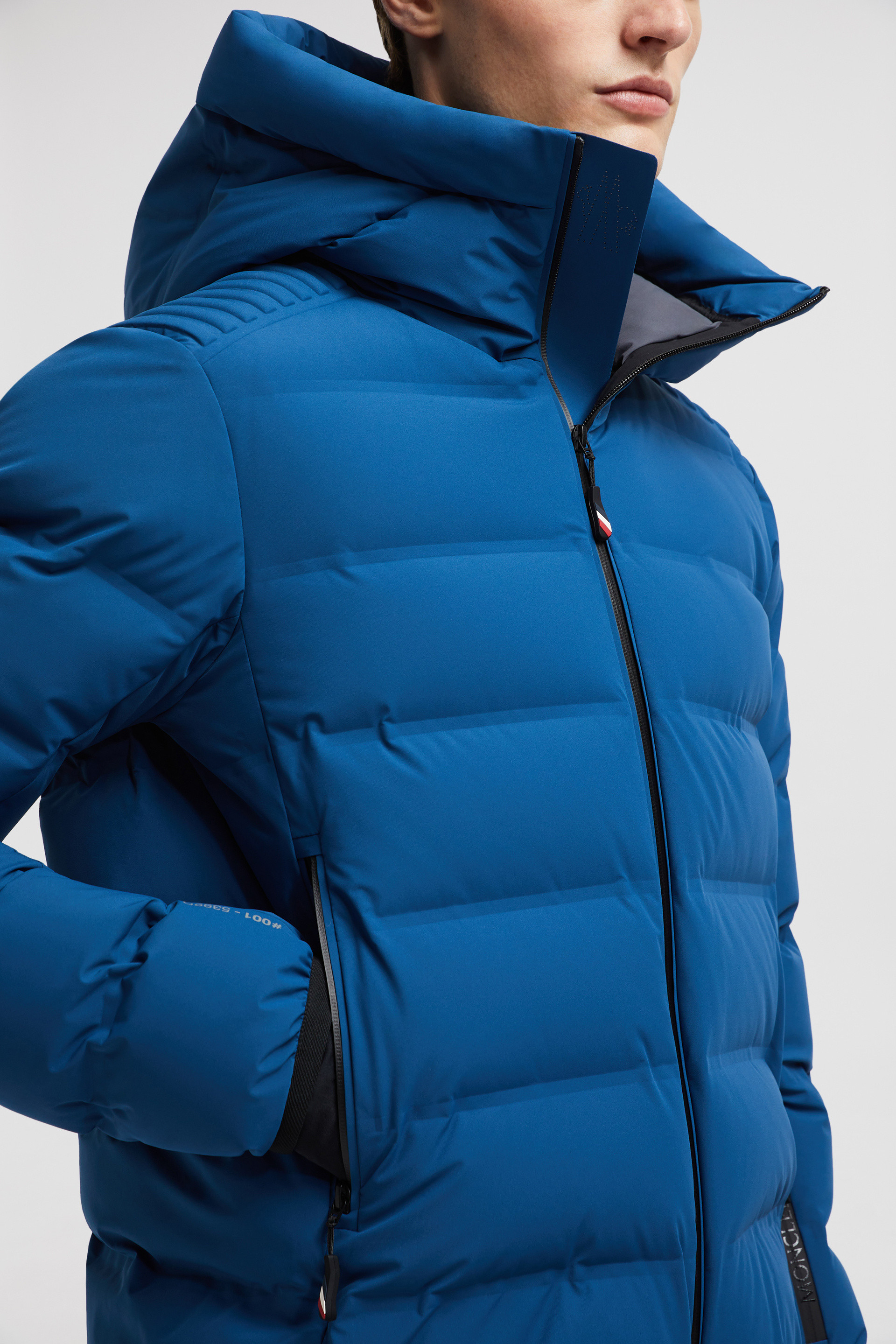 Doudoune moncler bleu electrique best sale