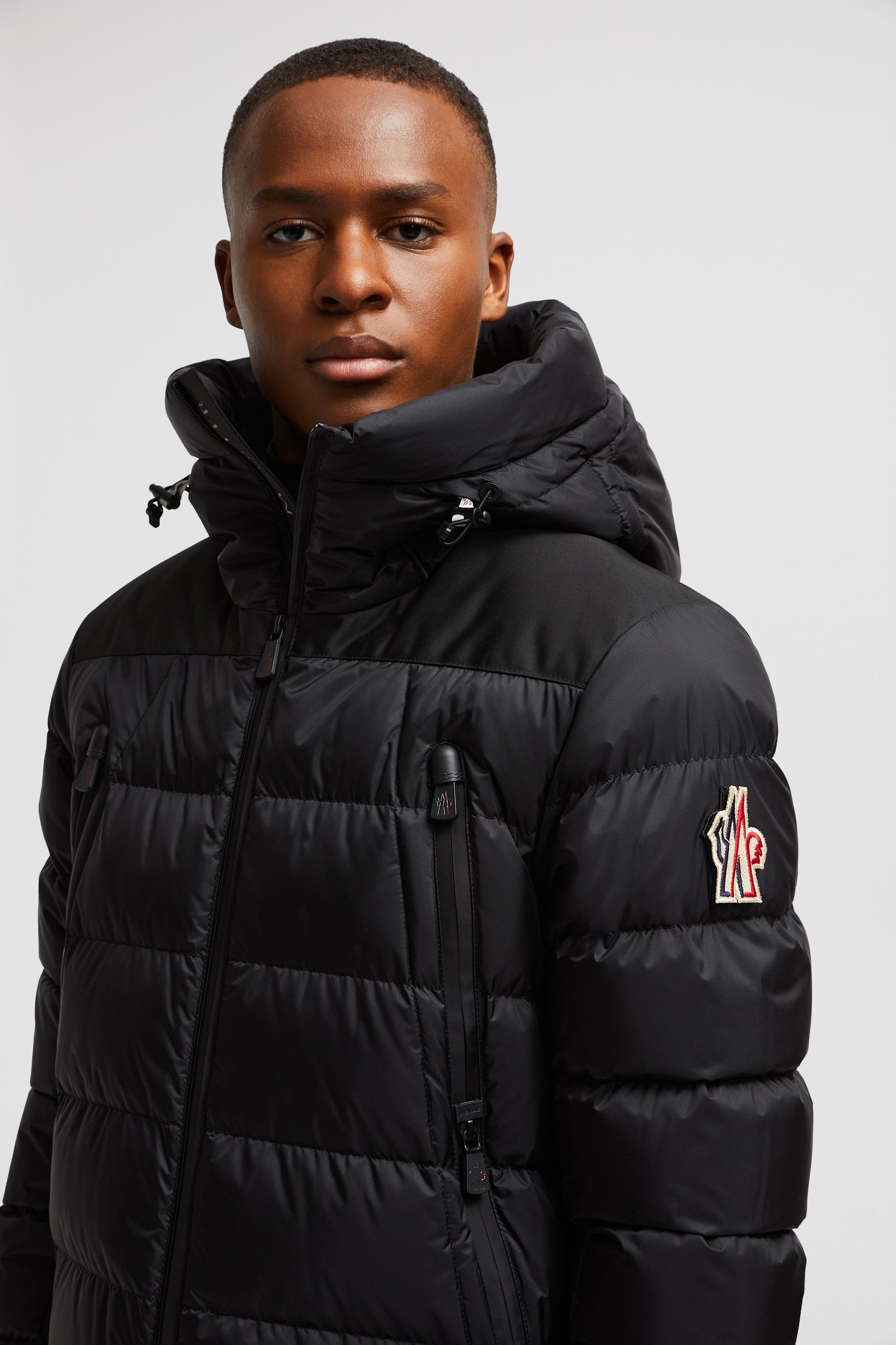 Black Camurac Hooded Ski Down Jacket Short Down Jackets for Men Moncler DK