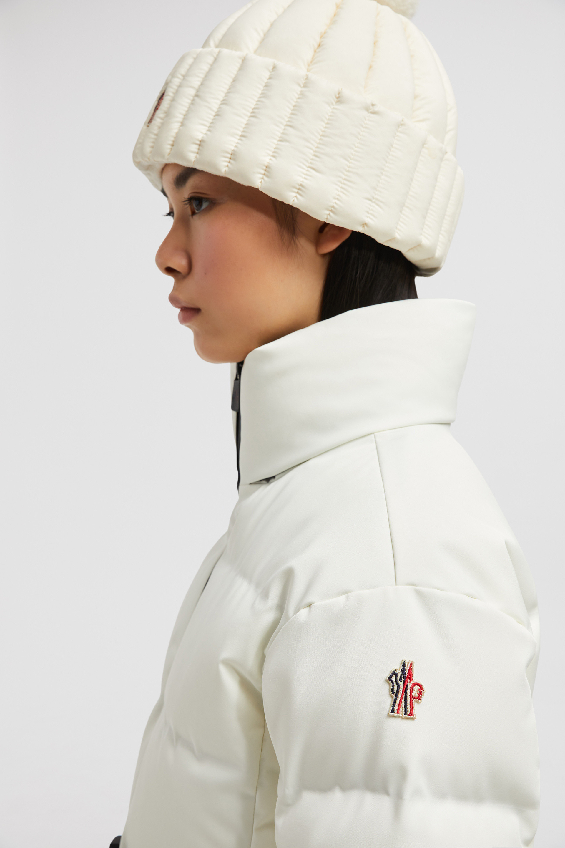 【MONCLER】Tolima ダウンスキージャケット ショート丈 フード付 MONCLER GRENOBLE Tolima belted hooded quilted down ski