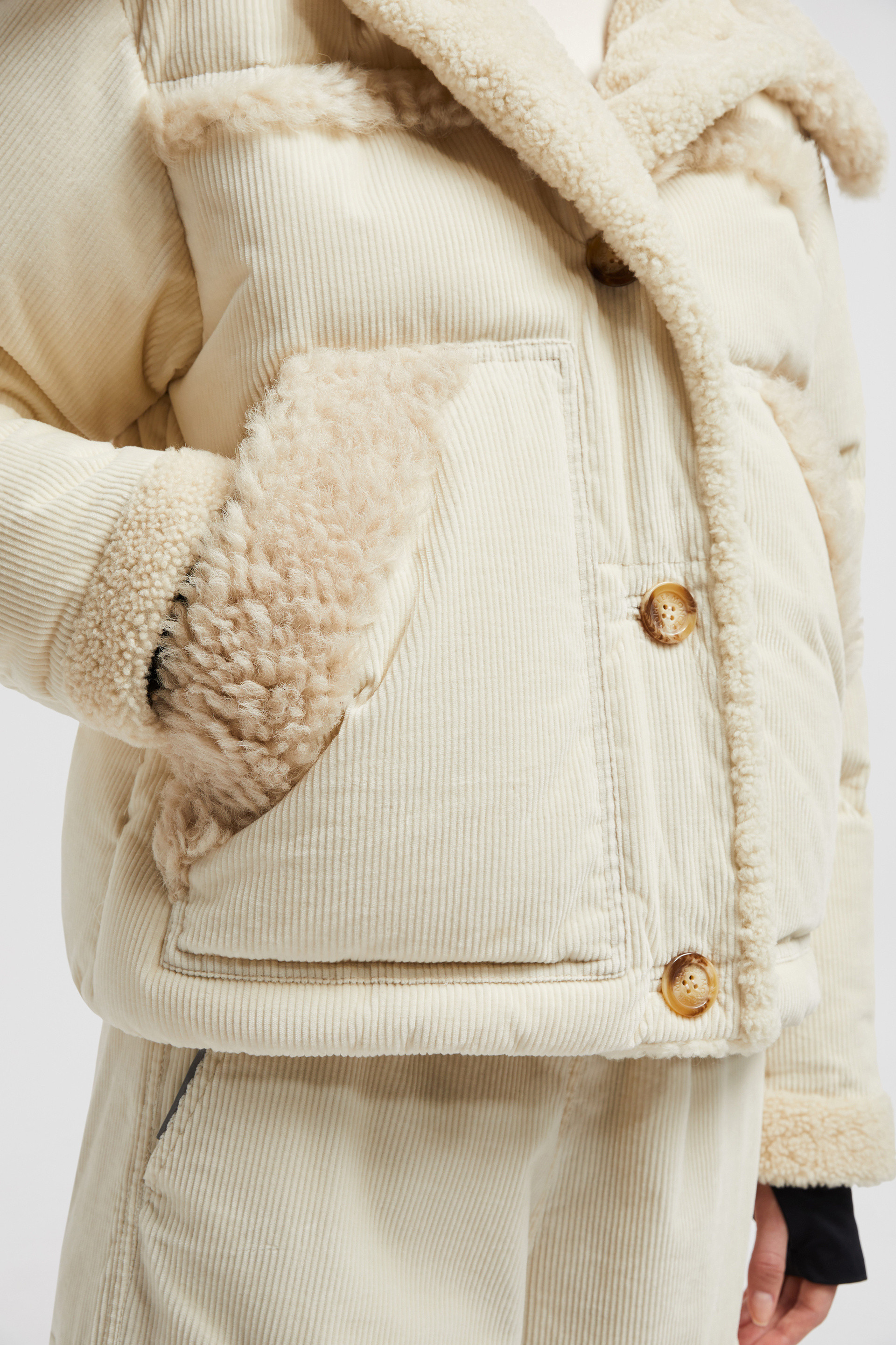 関税込 MONCLER CALEU CORDUROY SHORT DOWN JACKET Moncler Grenoble Caleu Corduroy Puffer Jacket with Shearling