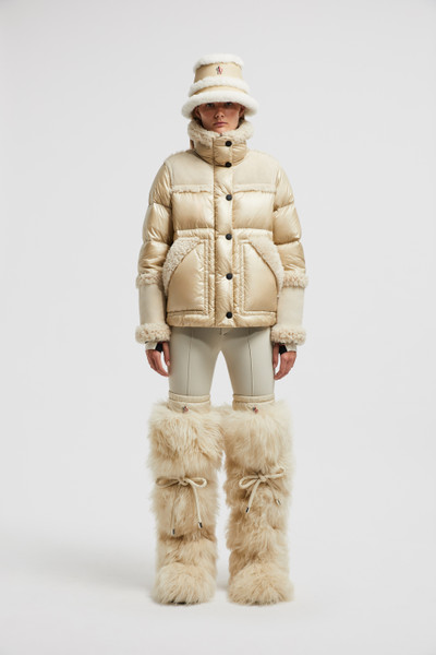 関税込 MONCLER ESQUEL SHORT DOWN JACKET Beige Esquel Shearling Short Down Jacket - Short Down