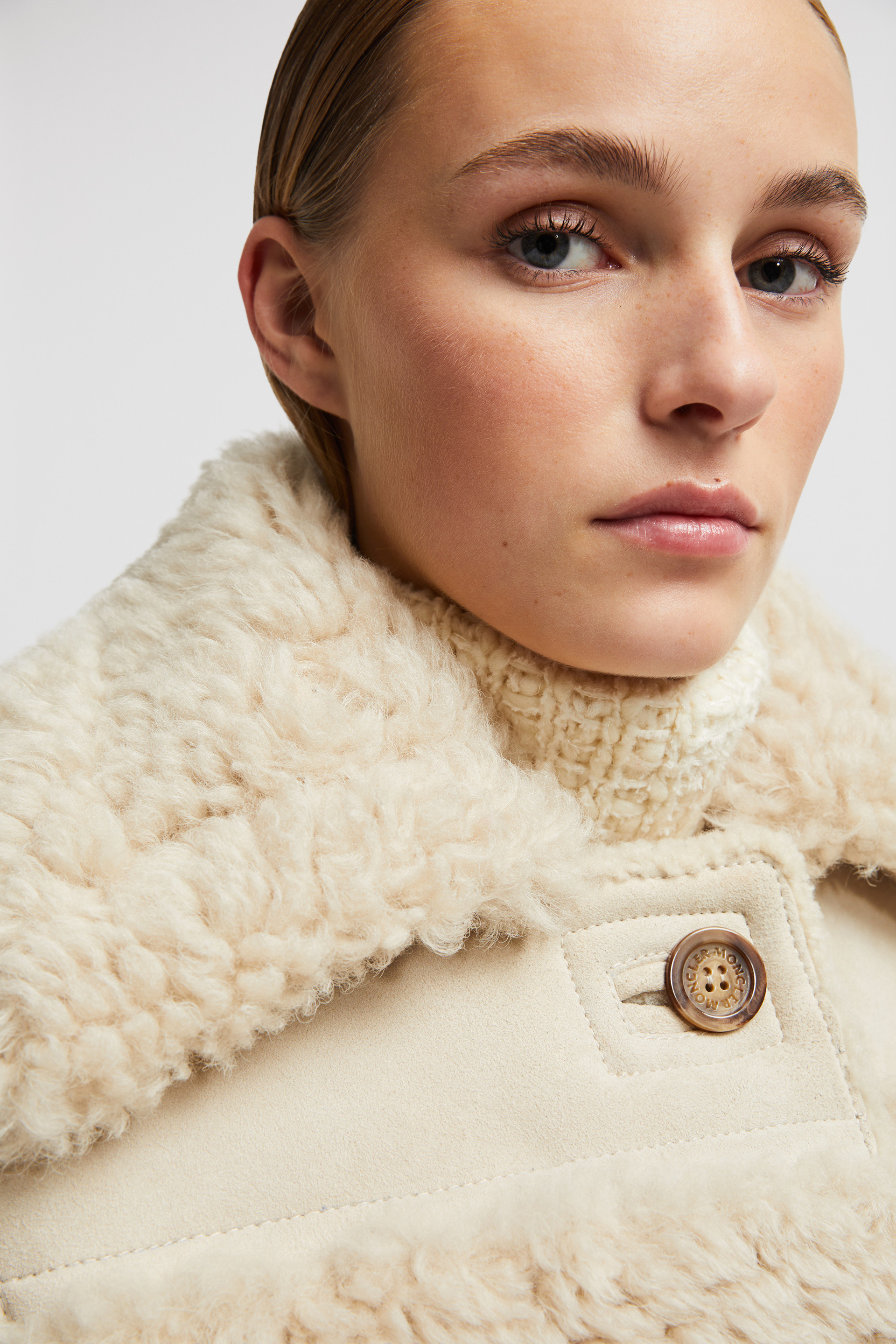 Light Beige Chaiten Shearling Short Down Jacket - Short Down
