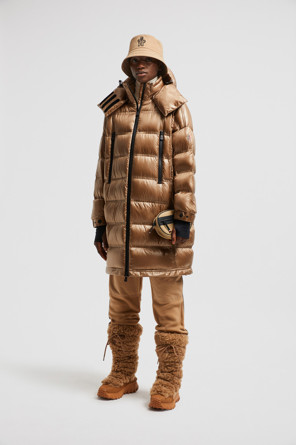 piumino lungo rochelairs con cappuccio donna beige moncler