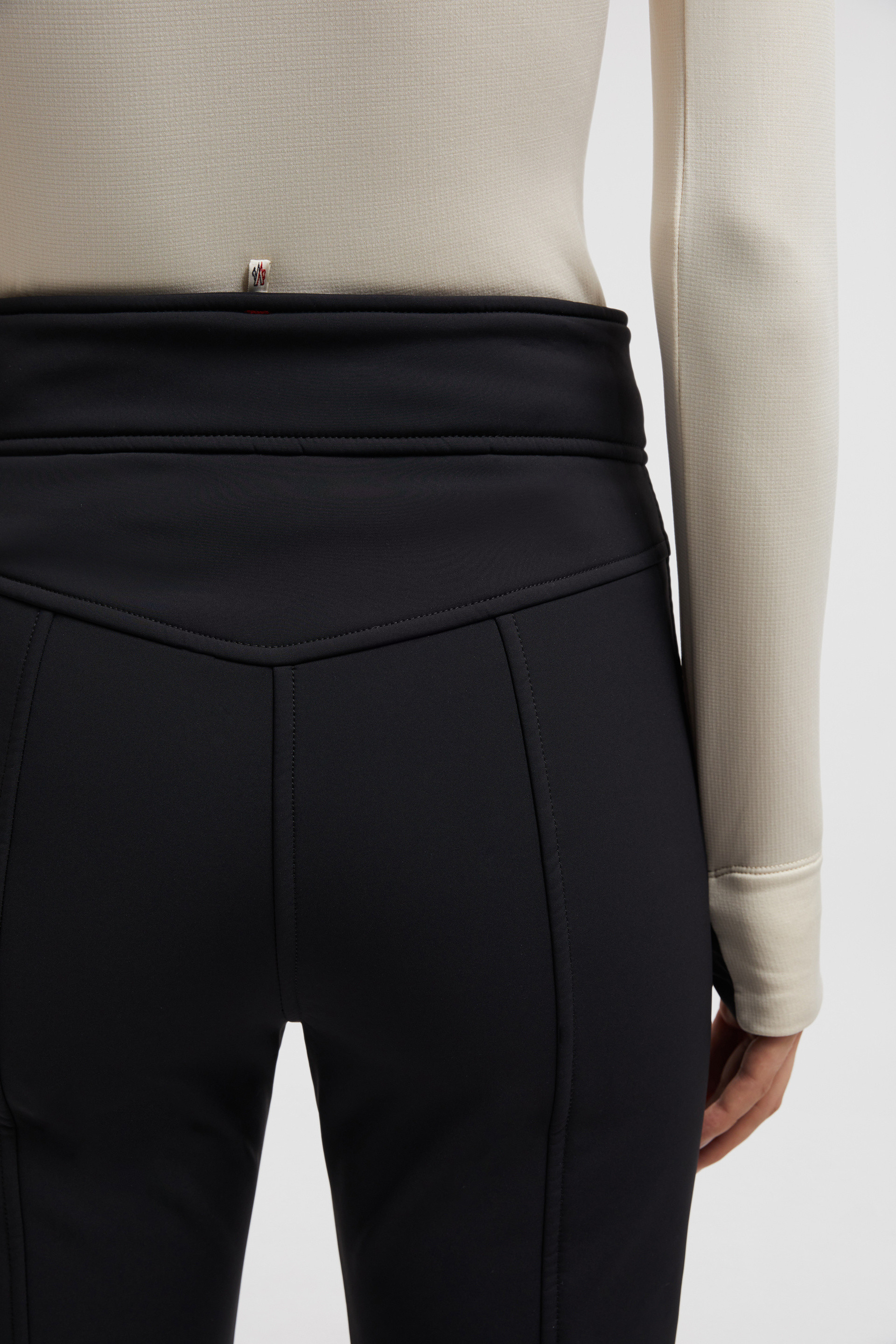 ブラック パンツ : パンツ＆ショーツ 向けの レディース