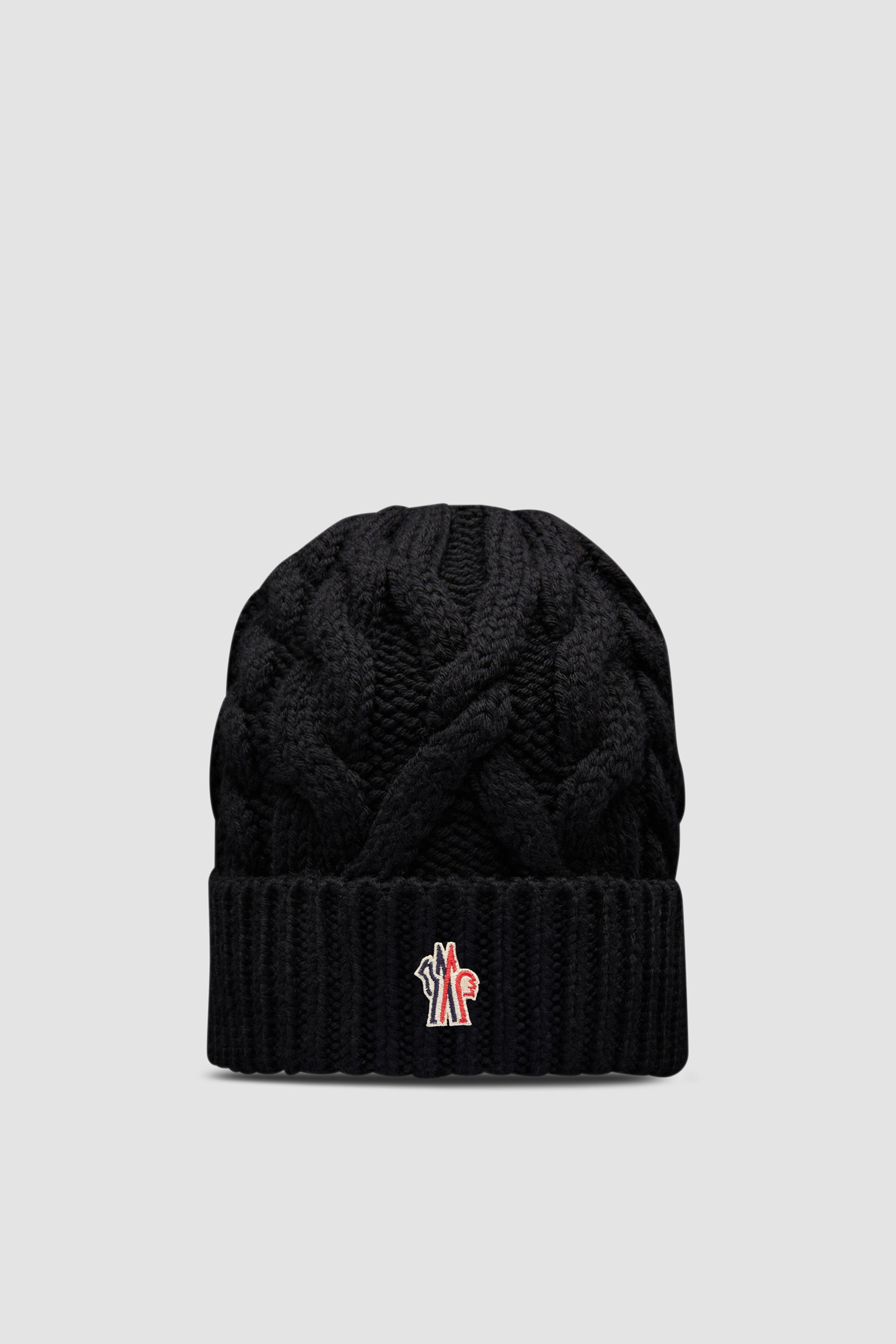 Moncler selling Beanie Black New NWT