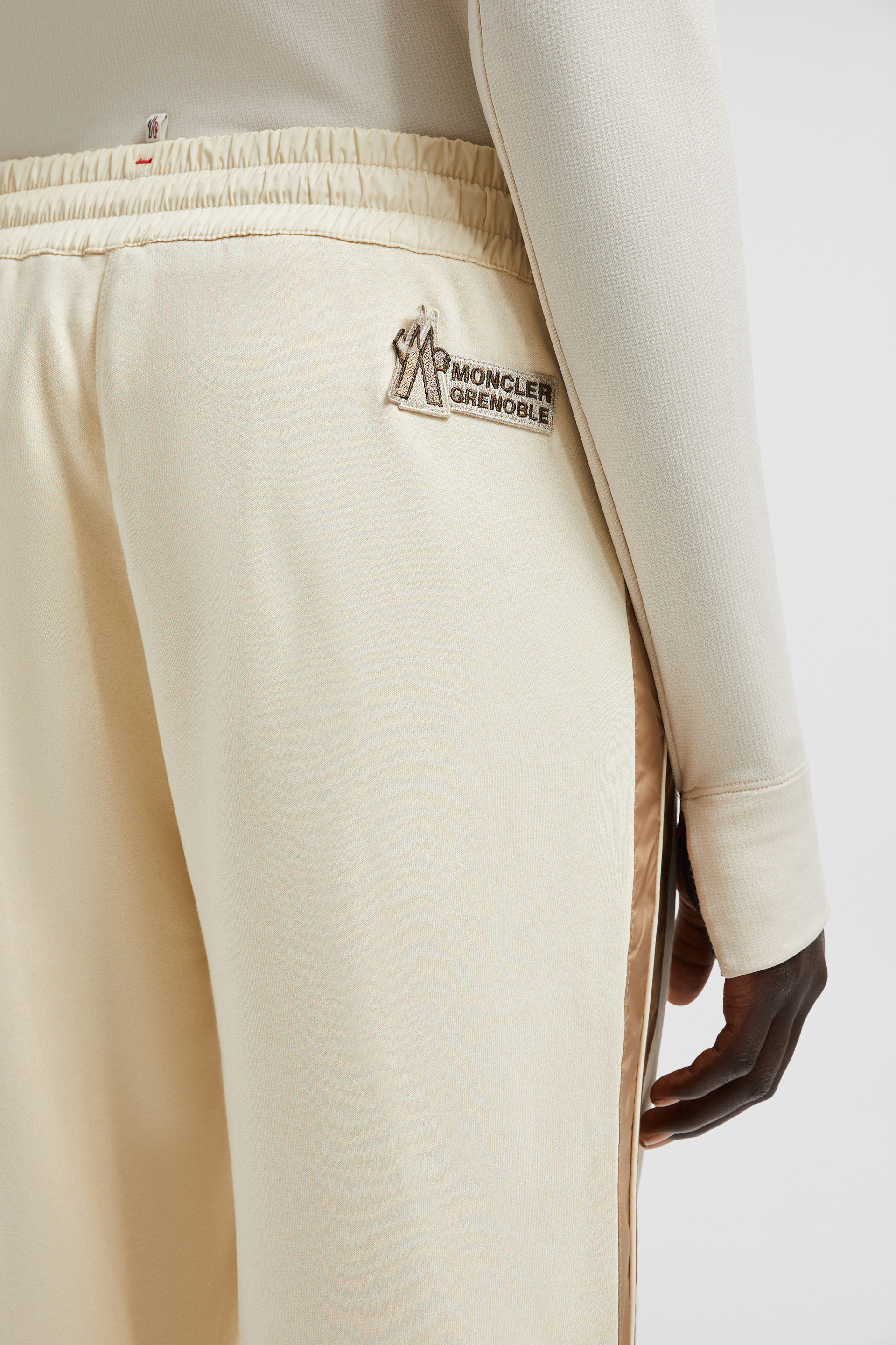 White Mountain Logo Padded Cotton Sweatpants - Pants & Shorts for Women |  Moncler US