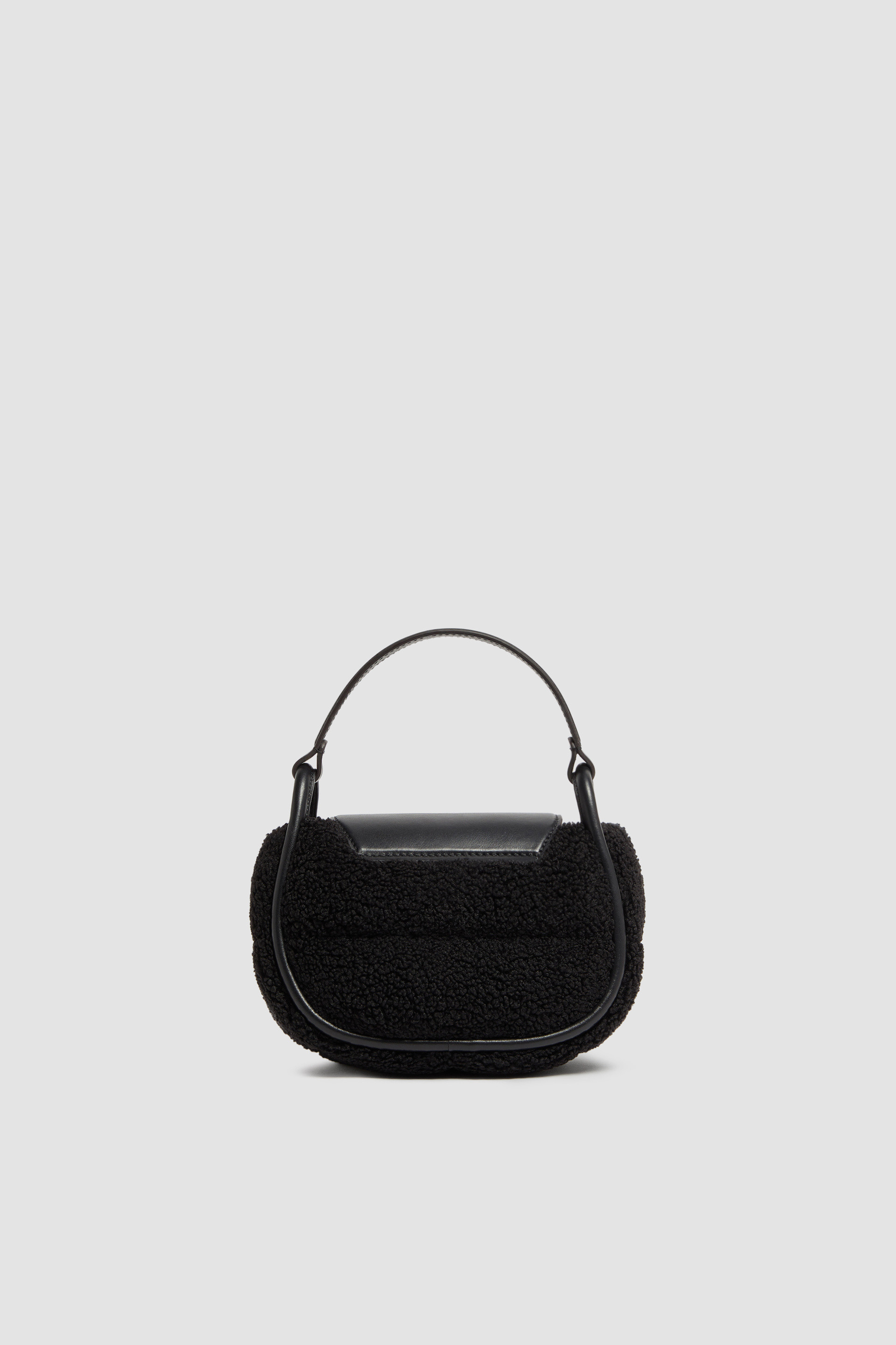 【送料&関税込】Moncler Black Nylon Mini Tiarna Handbag Moncler Tiarna Mini Bag | Black | FARFETCH