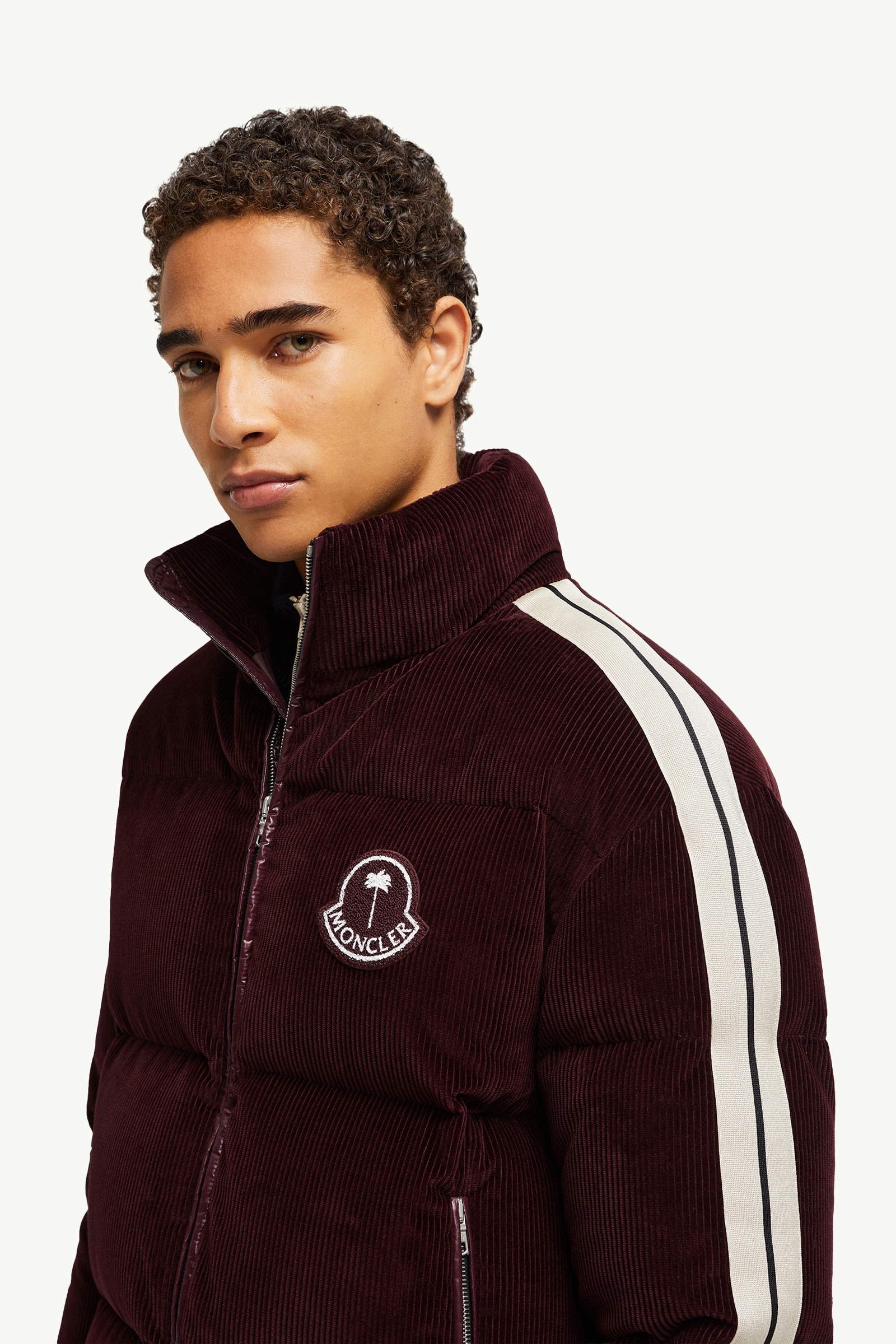 バーガンディー Moncler x Palm Angels Abrolhosショートダウン
