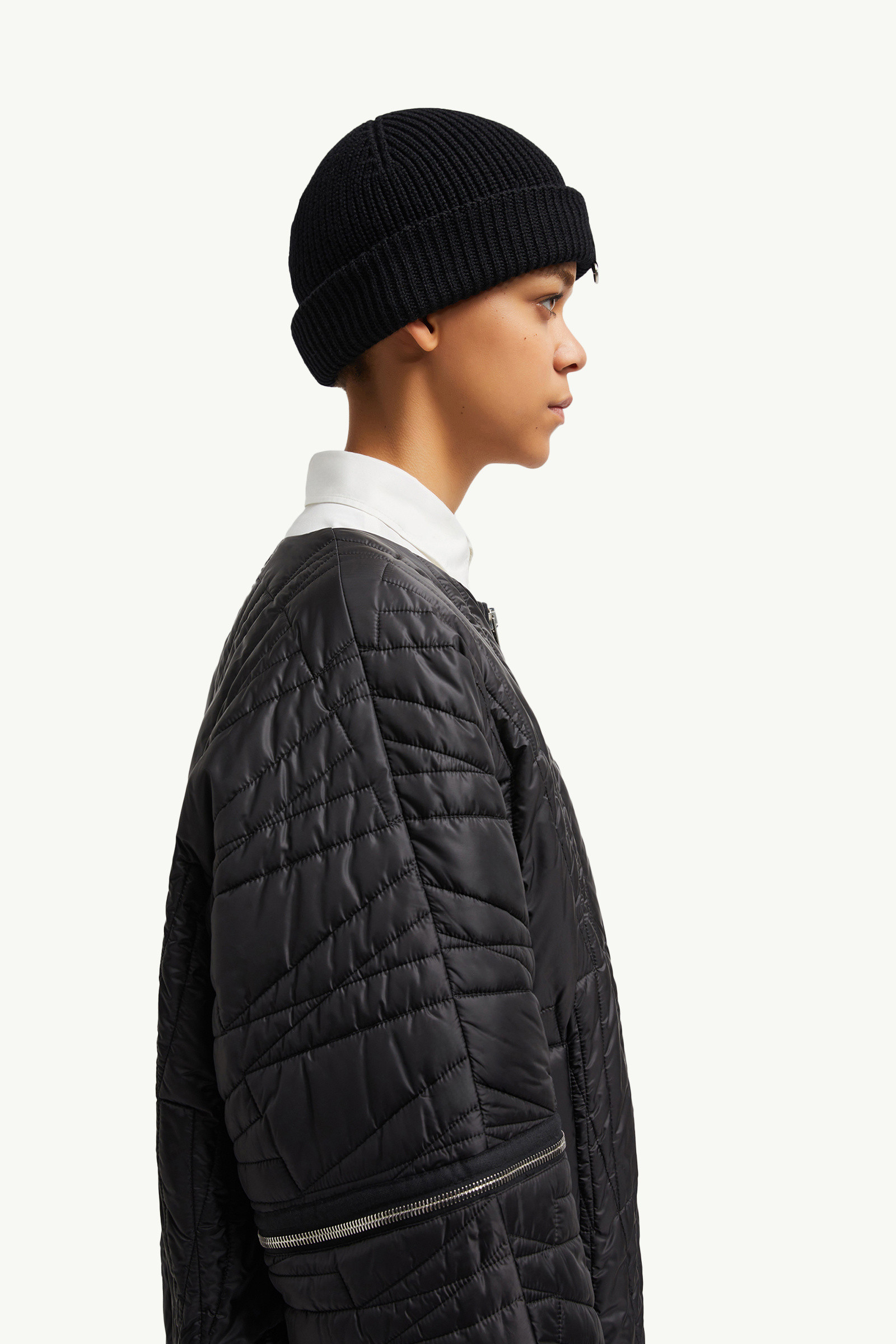 ブラック Moncler x Willow Smith Haissaショートダウン