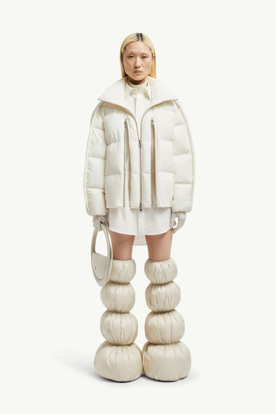 【関税&送料込】MONCLER×WILLOW SMITH JAYEL ダウンジャケット Moncler Genius Moncler x Willow Smith Jayel Puffer Jacket
